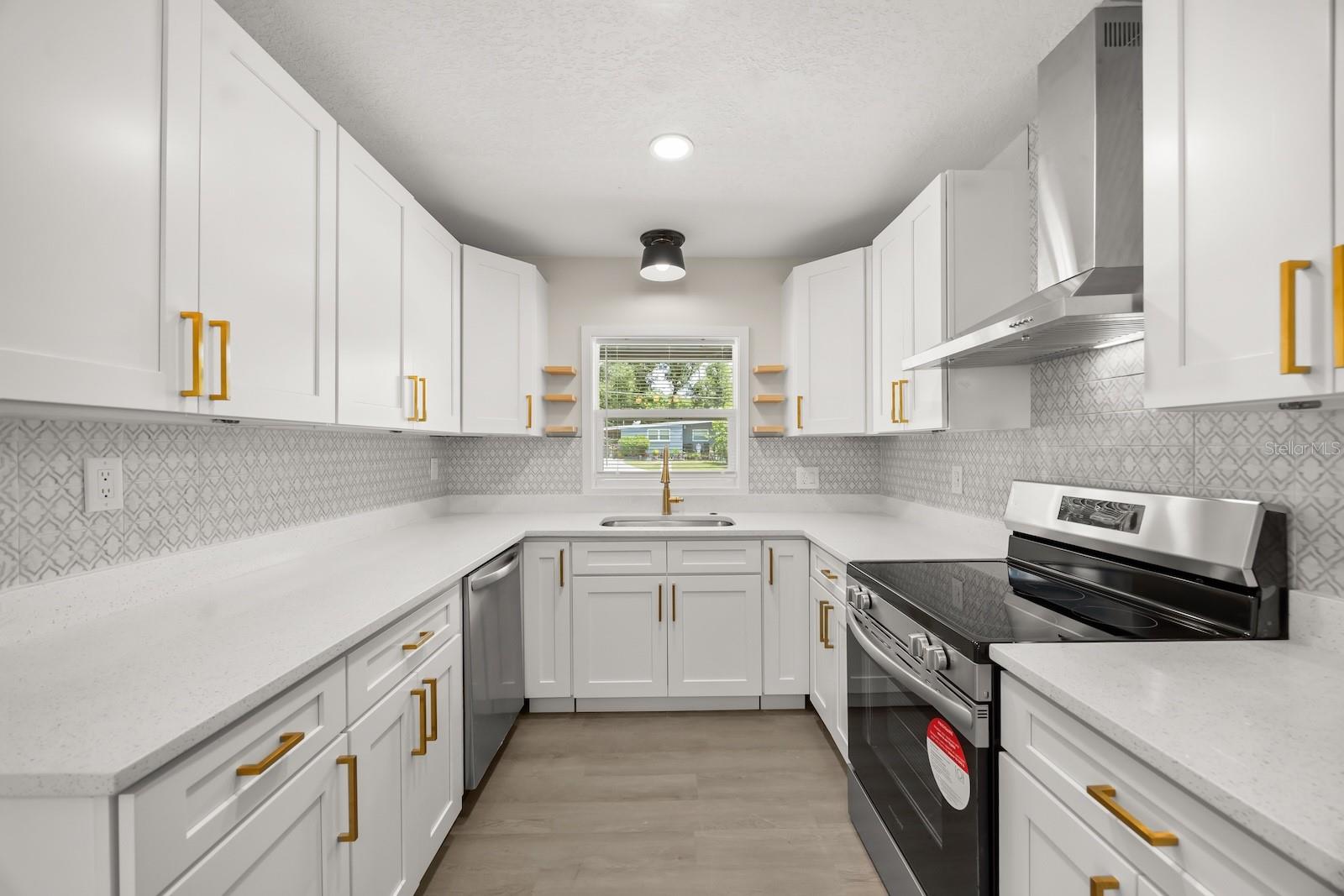 Image 6 of 26 For 4714 Abaca Street