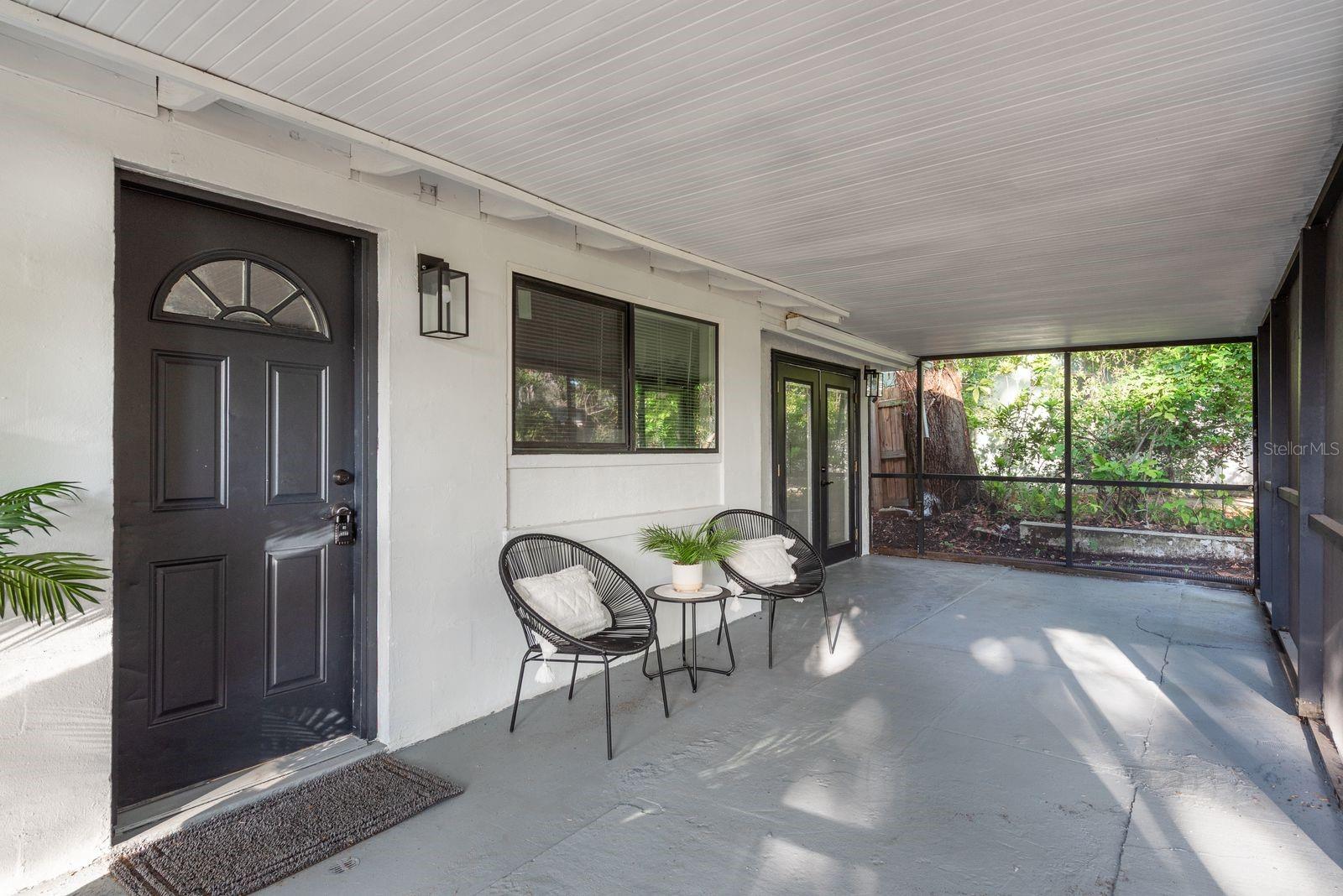 Image 2 of 22 For 709 1st Avenue Ne