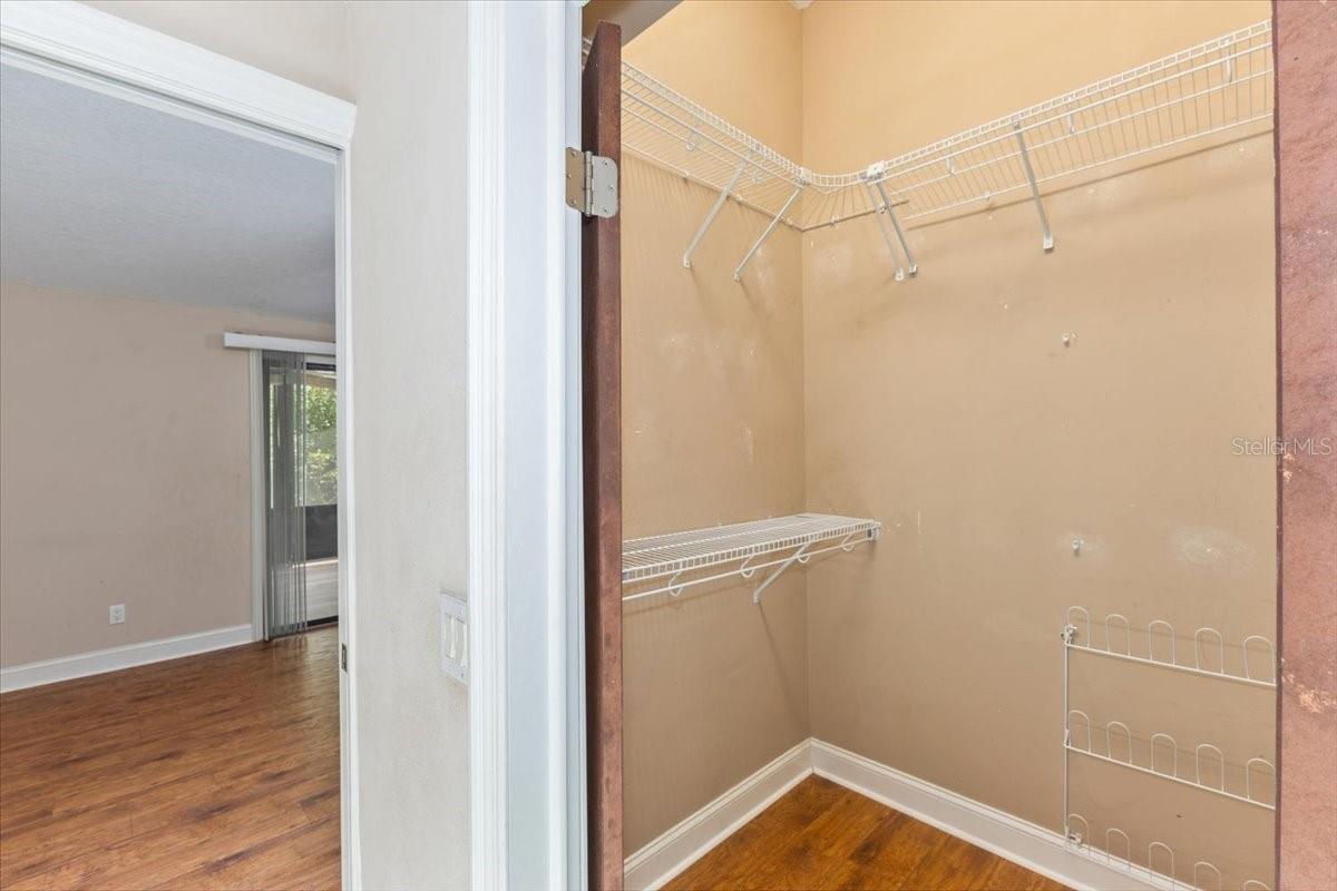 Image 15 of 16 For 7263 Spring Villas Circle