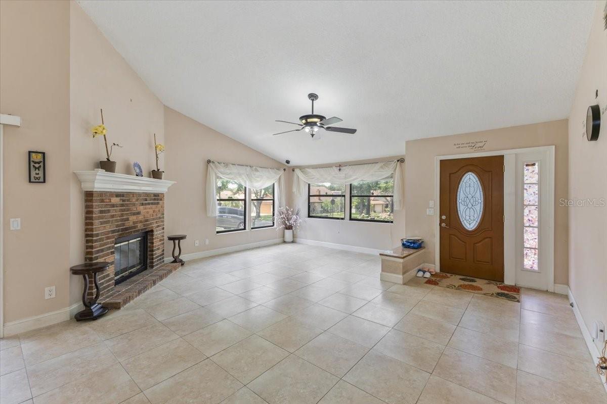 Image 2 of 16 For 7263 Spring Villas Circle