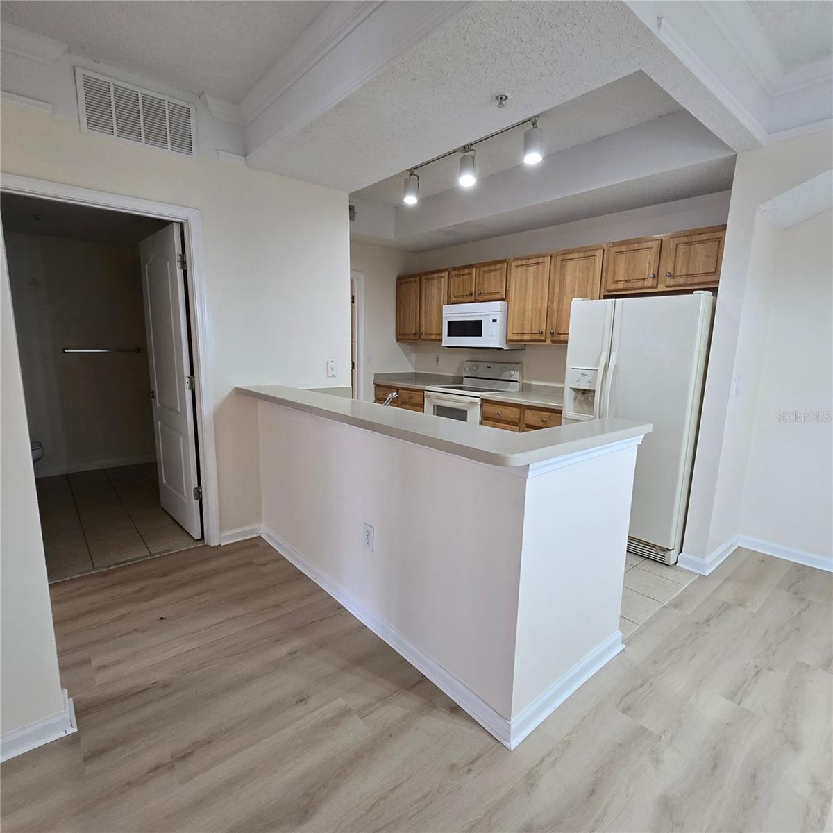 Image 10 of 17 For 12020 Villanova Drive 103