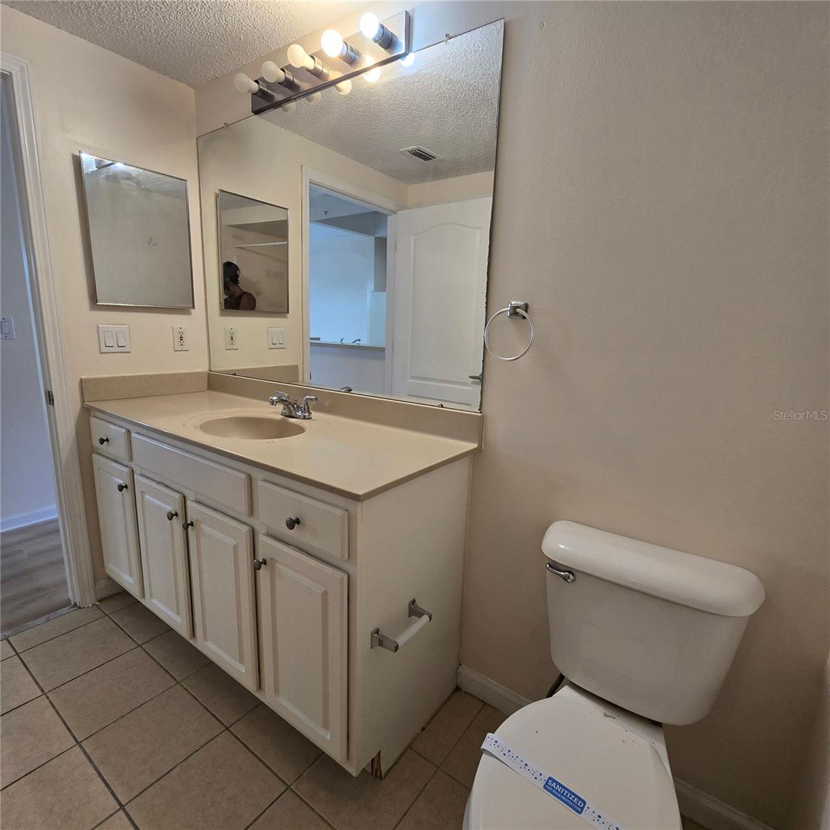 Image 8 of 17 For 12020 Villanova Drive 103