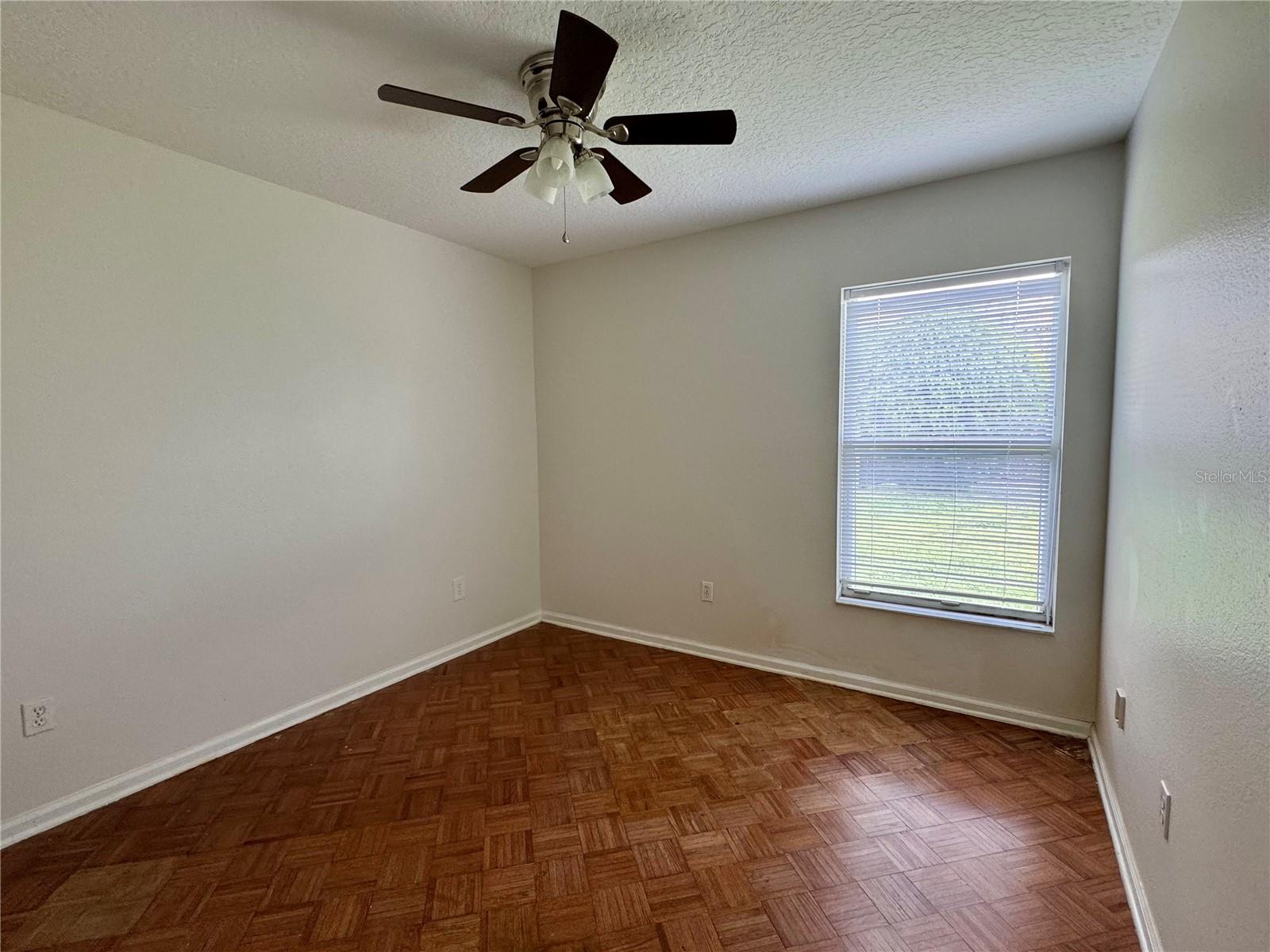 Image 13 of 16 For 6489 Winder Oaks Boulevard