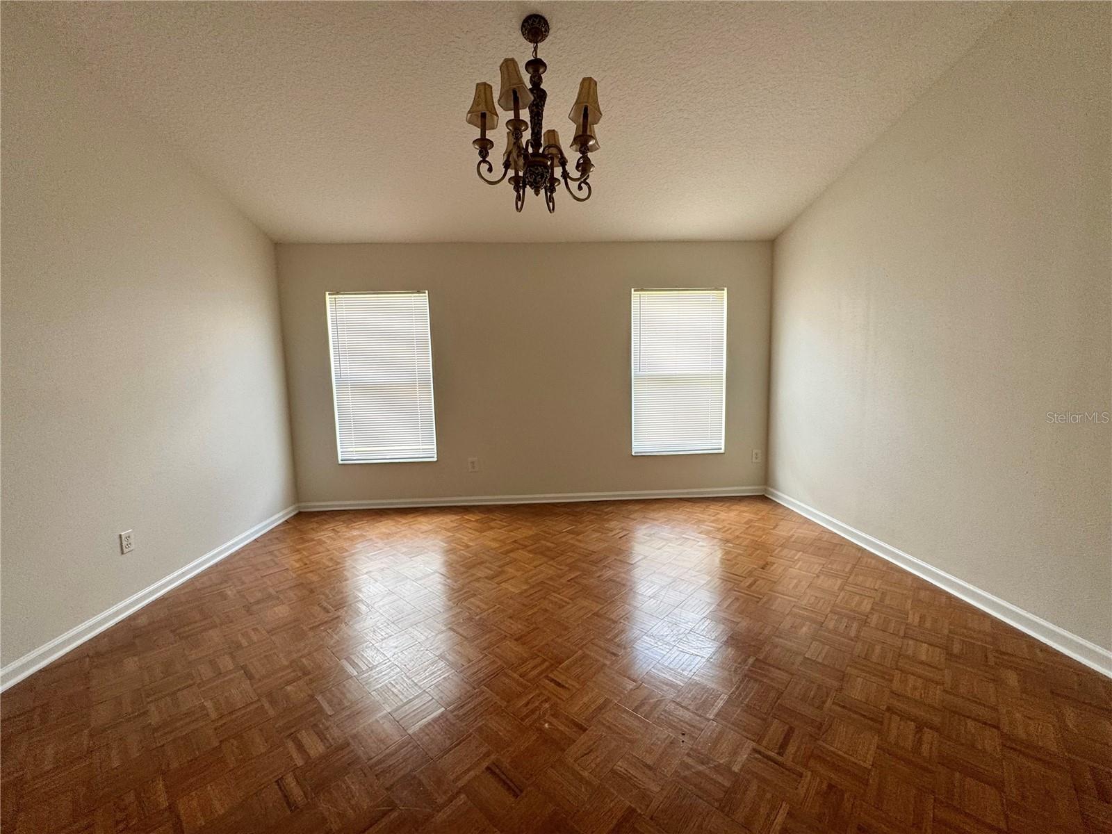 Image 4 of 11 For 6489 Winder Oaks Boulevard