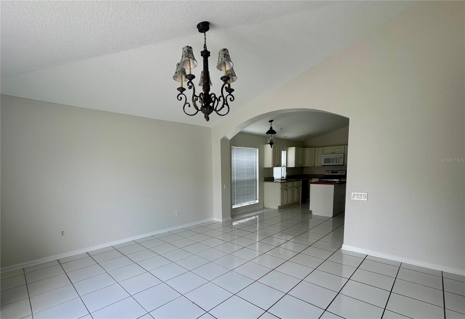 Image 7 of 11 For 6489 Winder Oaks Boulevard