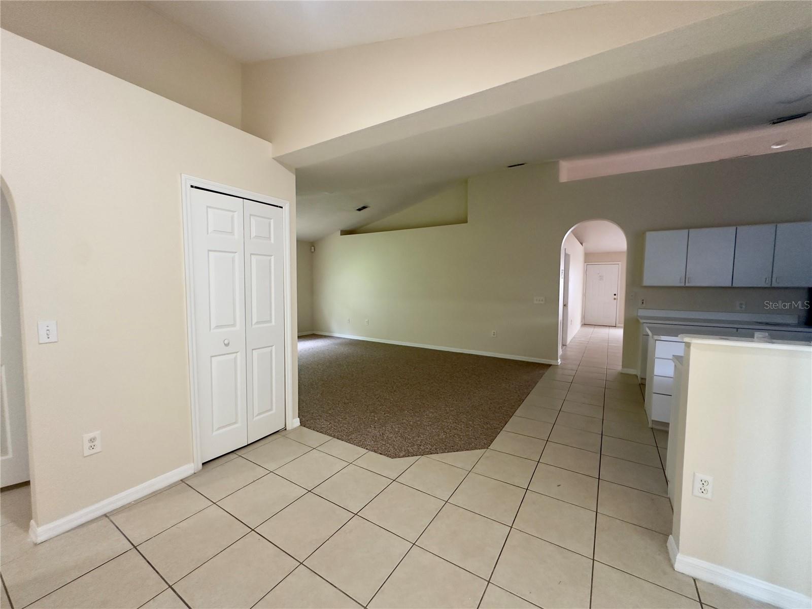 Image 7 of 18 For 755 Palaiseau Court