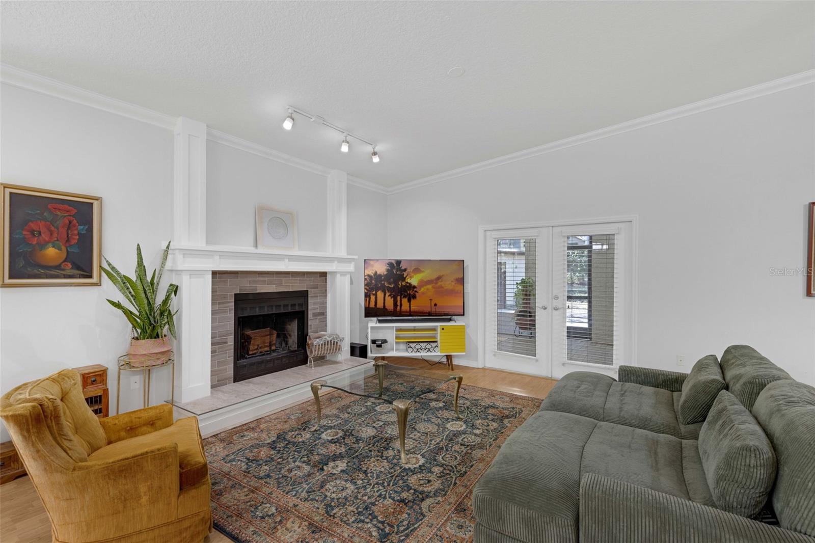 Image 11 of 57 For 30915 Alcrest Avenue