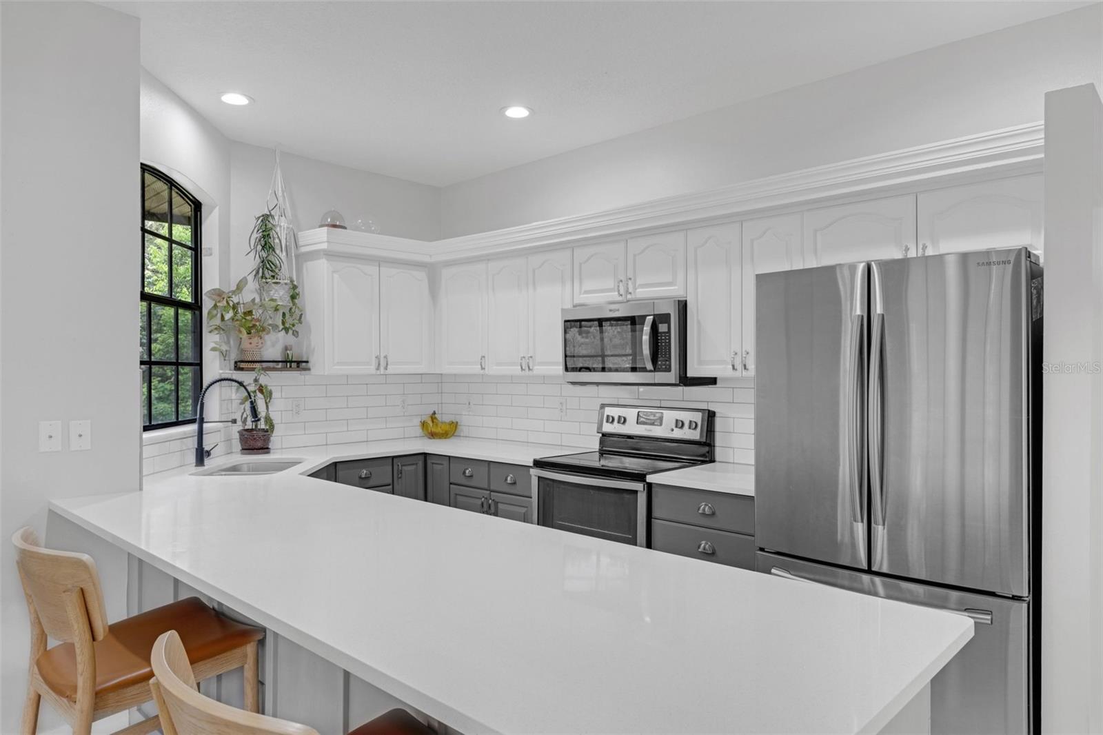 Image 18 of 57 For 30915 Alcrest Avenue