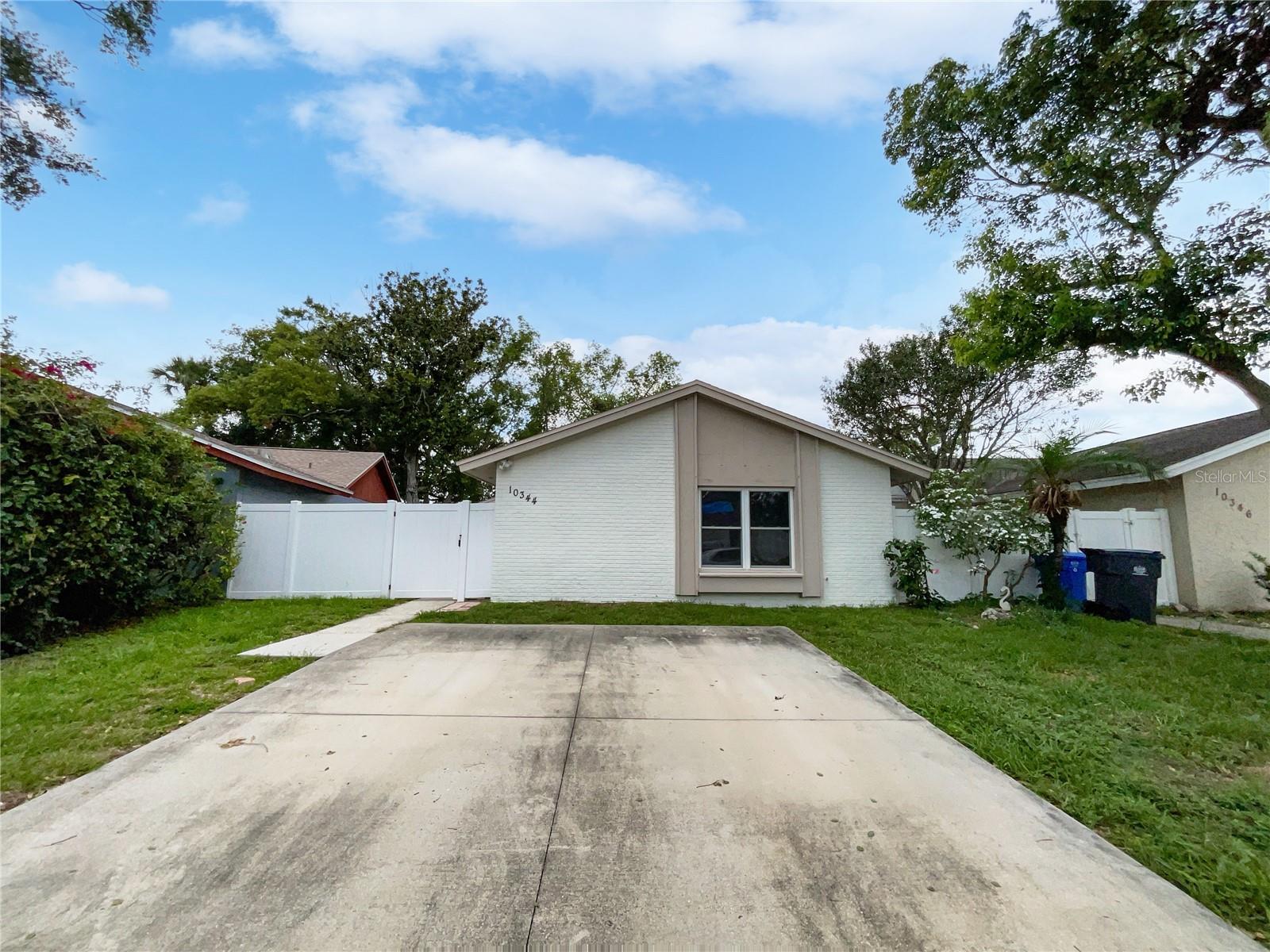 Details for 10344 Rosemount Drive, TAMPA, FL 33624