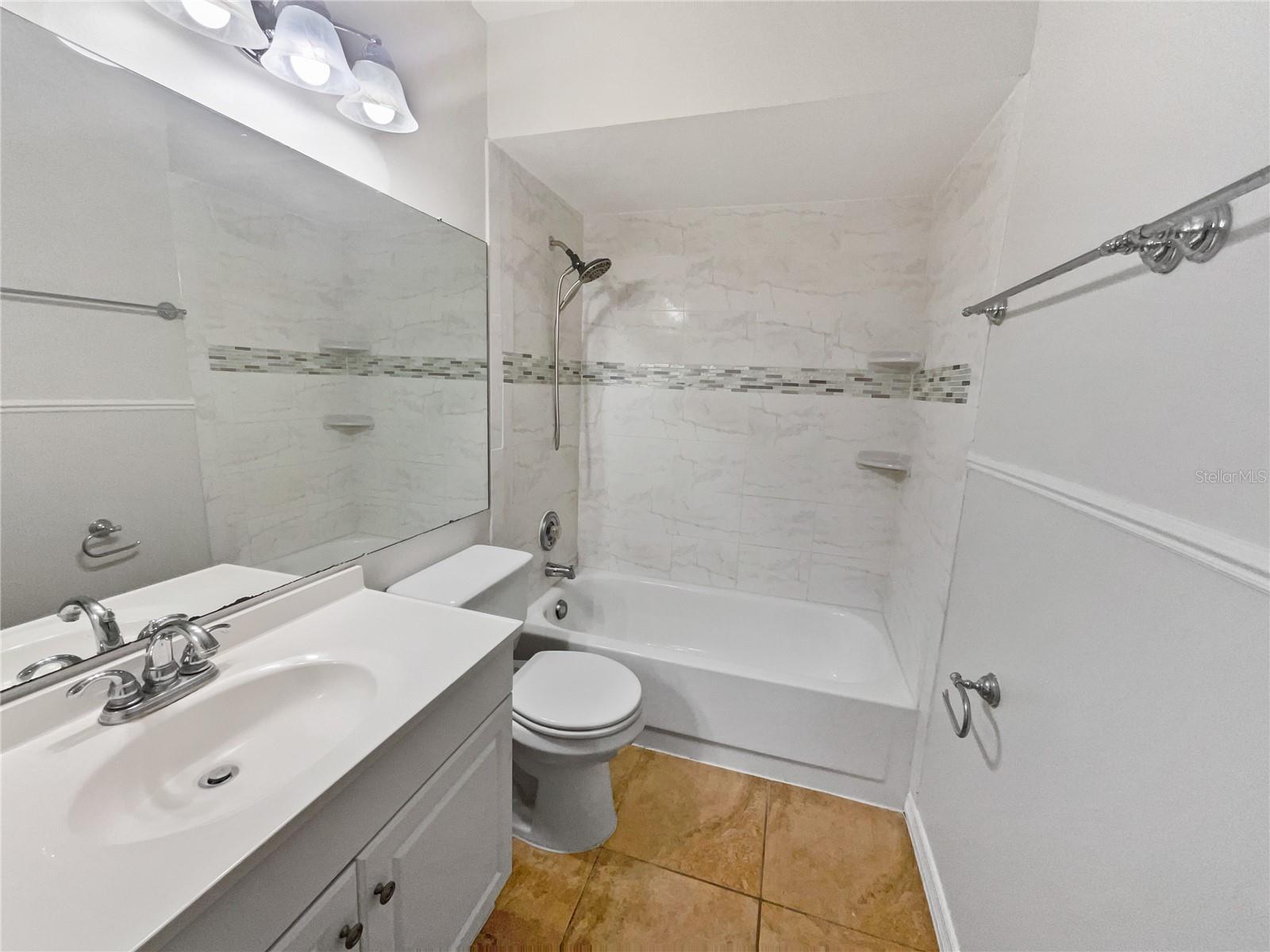Image 7 of 18 For 10344 Rosemount Drive