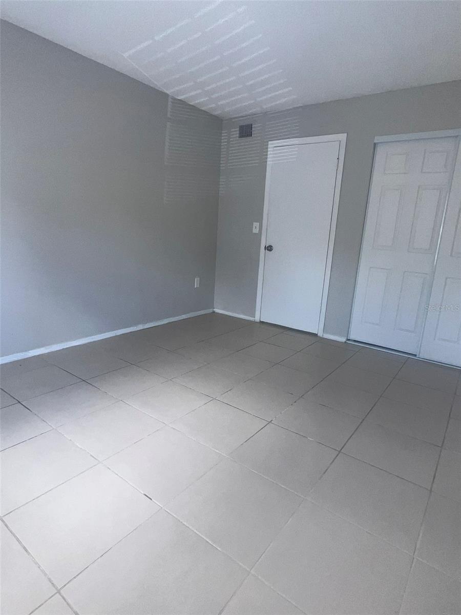 Image 11 of 18 For 5325 Curry Ford Road H104