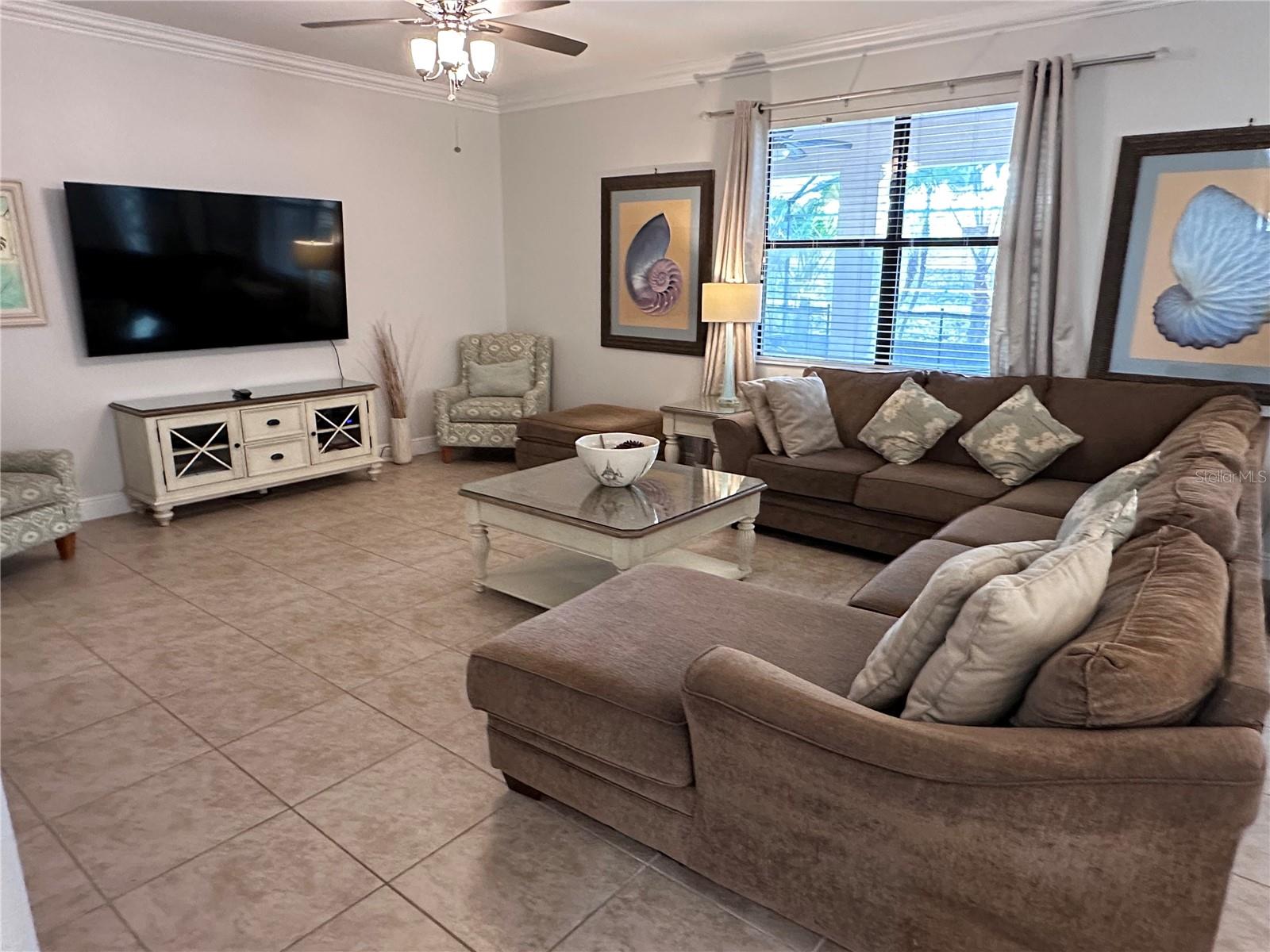 Image 16 of 93 For 1452 Moon Valley Drive