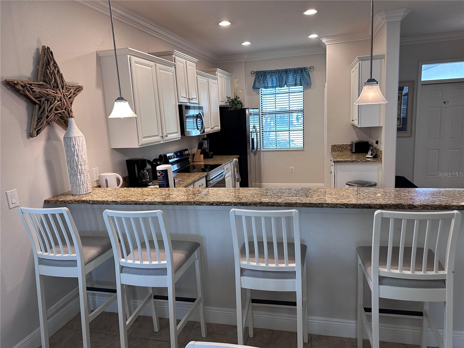 Image 8 of 93 For 1452 Moon Valley Drive