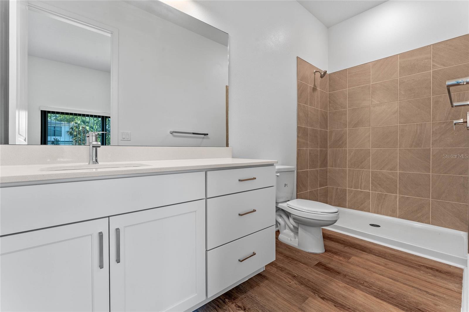 Image 10 of 31 For 42 Harding Street C
