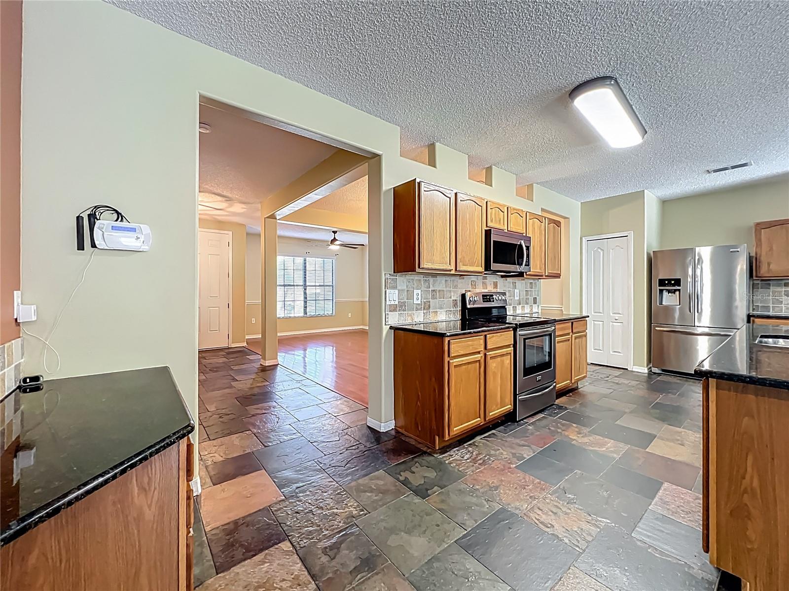 Image 10 of 40 For 2831 Village Pine Terrace