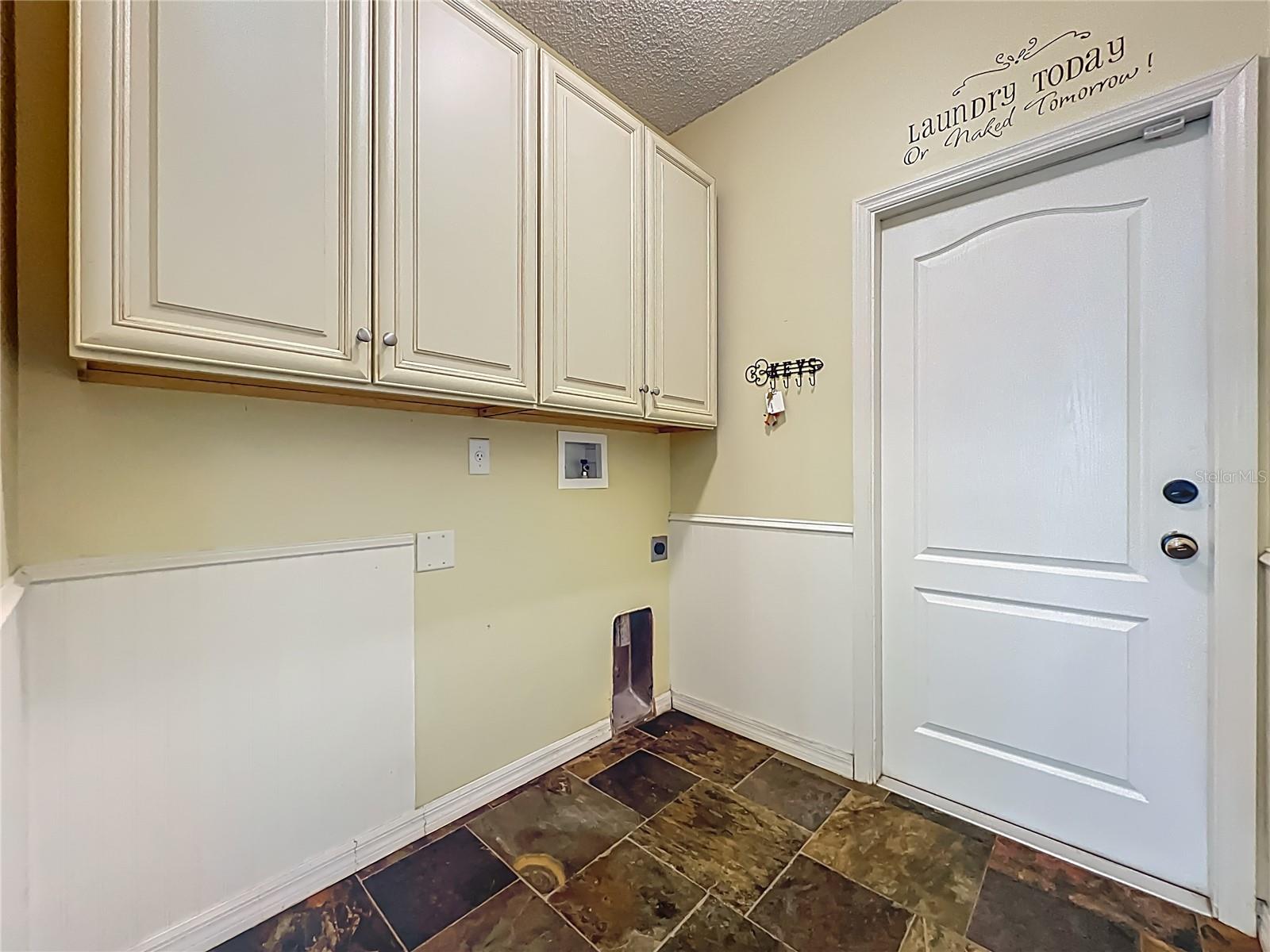 Image 34 of 40 For 2831 Village Pine Terrace