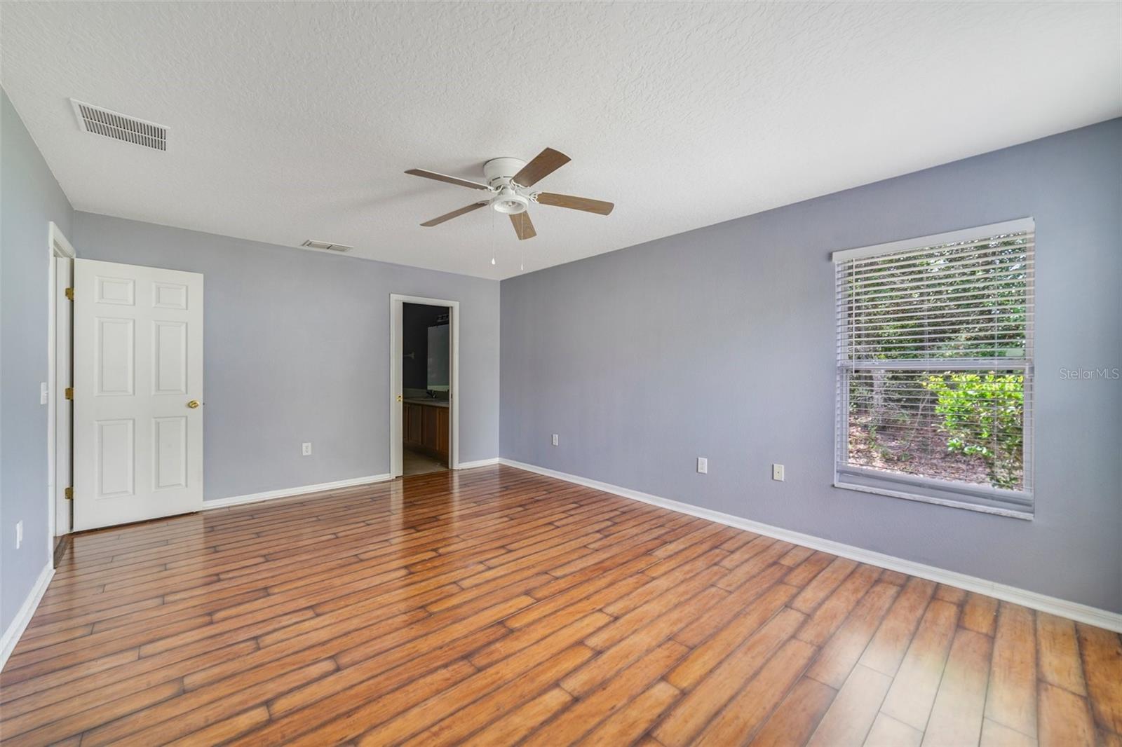 Image 10 of 21 For 1406 Kissimmee Court