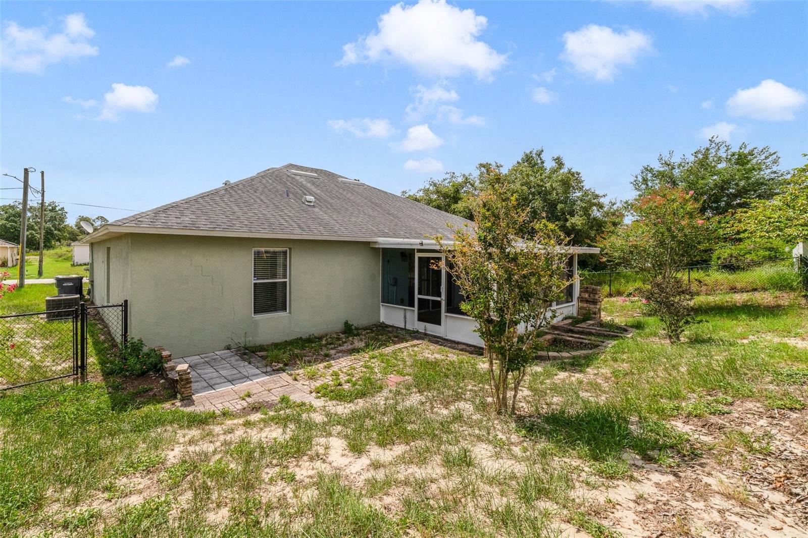 Image 17 of 21 For 1406 Kissimmee Court