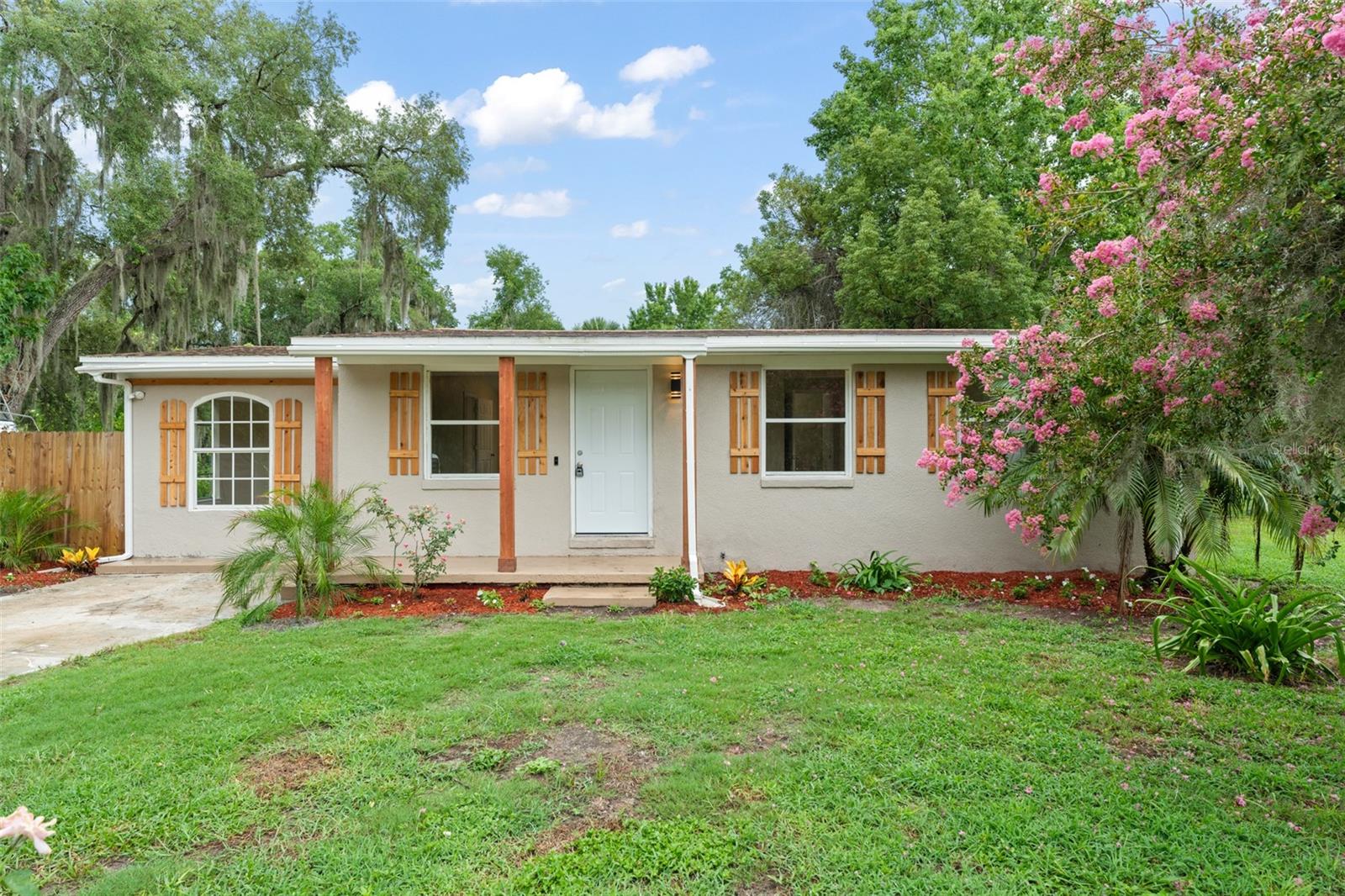 Details for 247 Toms Road, DEBARY, FL 32713