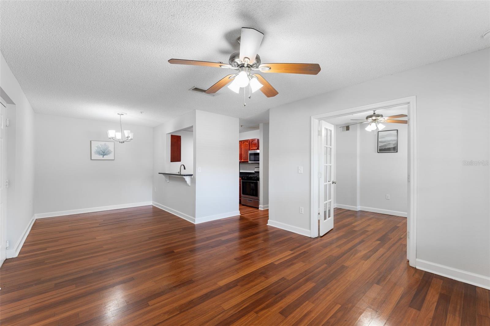 Image 4 of 36 For 2041 Dixie Belle Drive 2041c