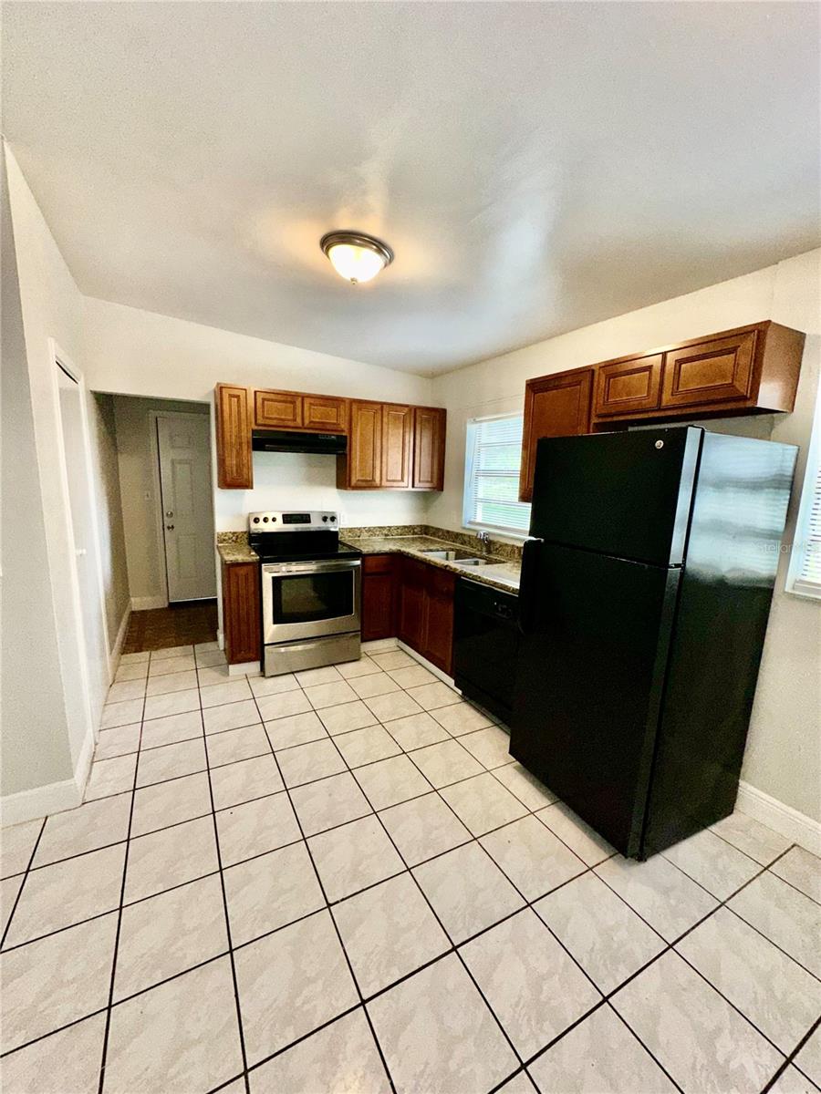 Image 2 of 11 For 1801 37th Street