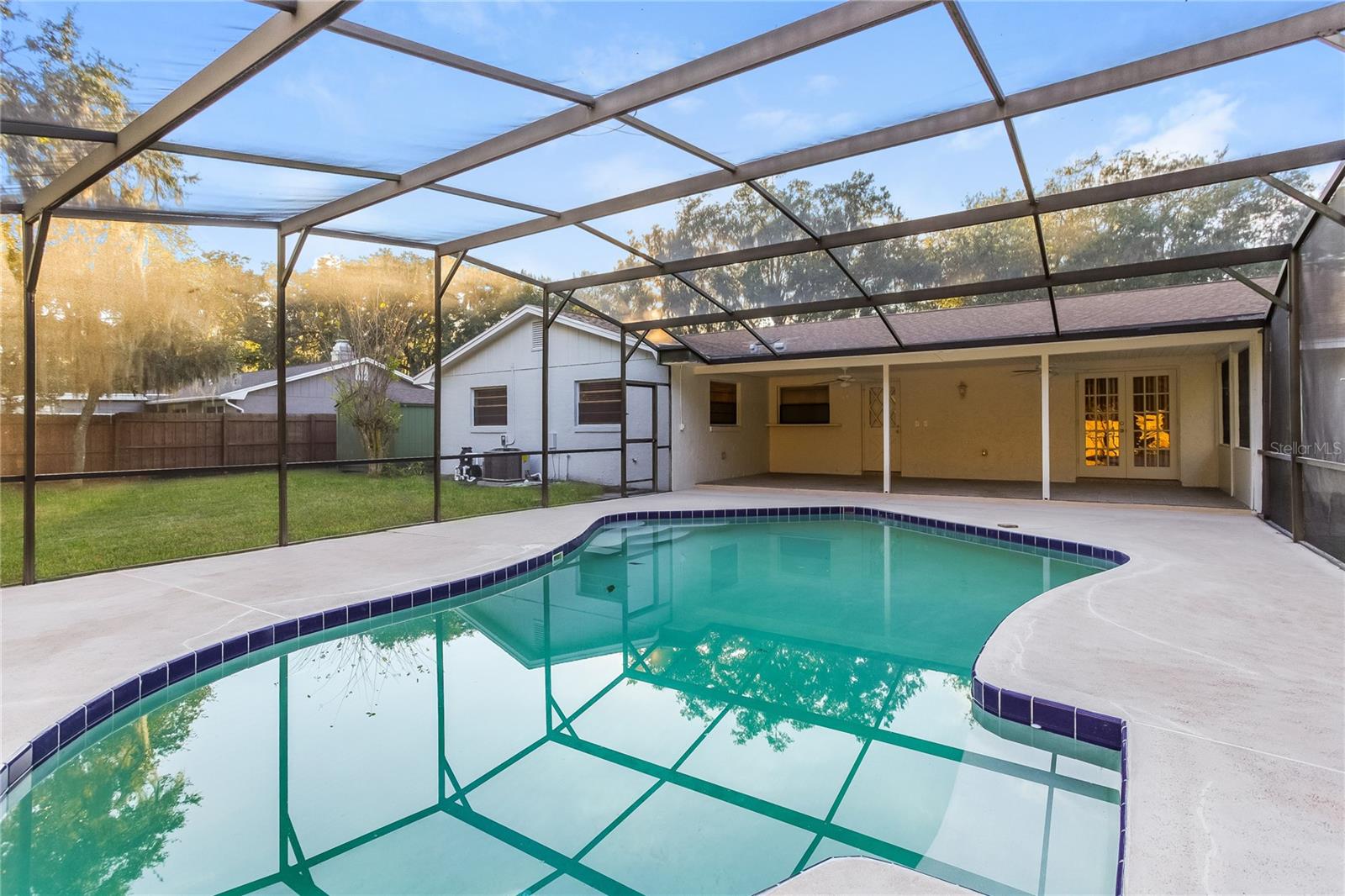 Image 14 of 16 For 1795 King Edward Drive