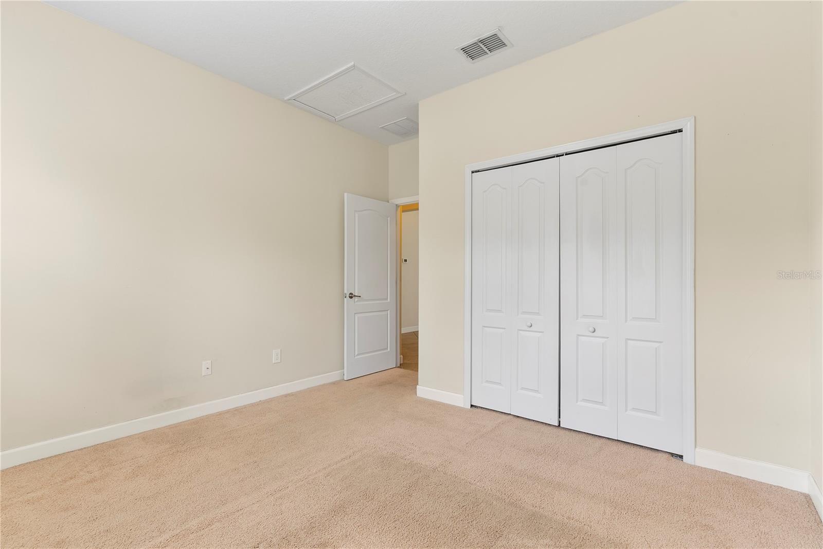 Image 9 of 40 For 7409 Fairgrove Avenue