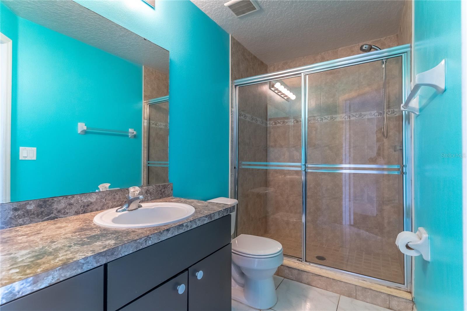 Image 19 of 26 For 6007 Scotchwood Glen 36