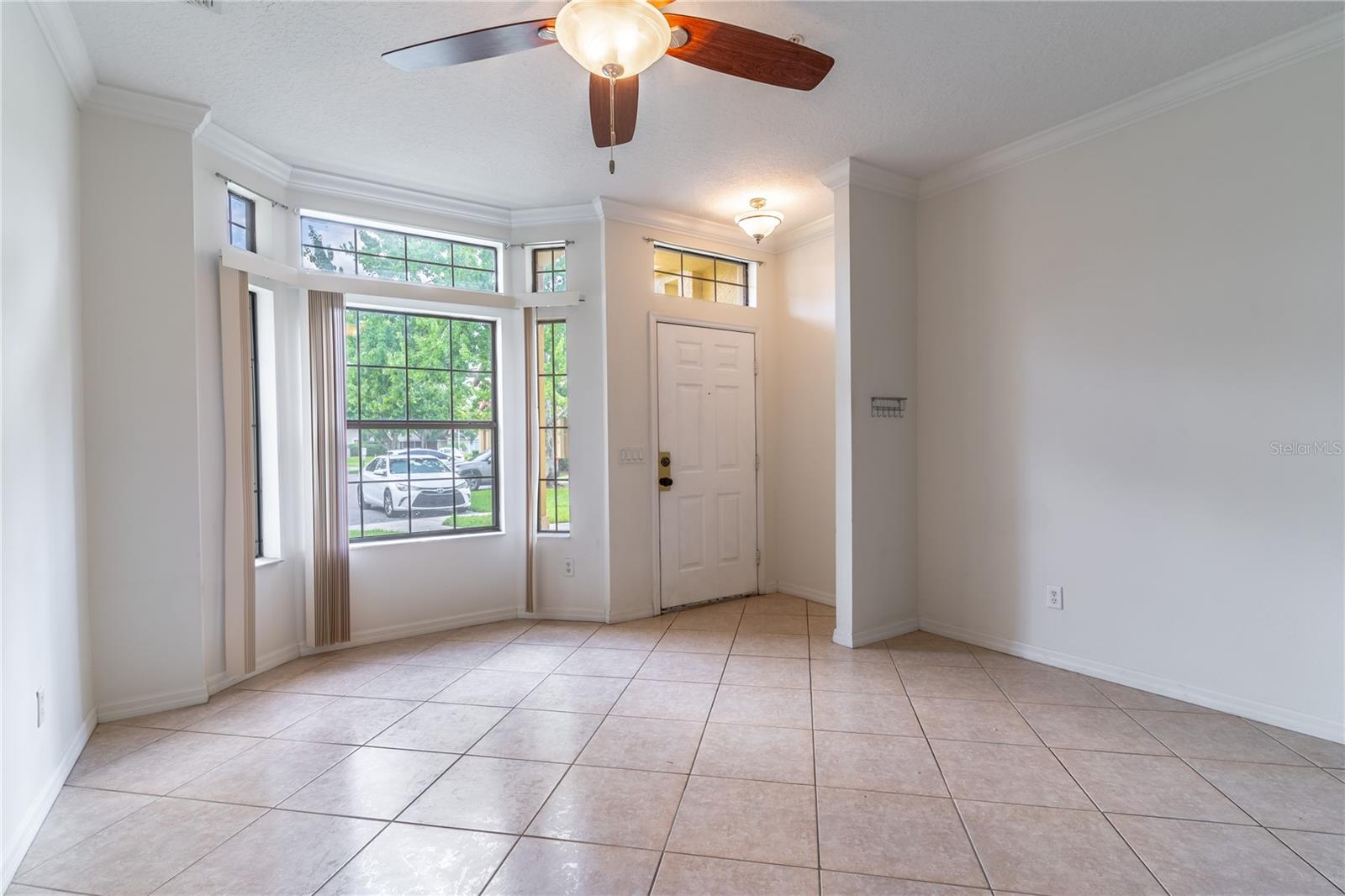 Image 5 of 26 For 6007 Scotchwood Glen 36
