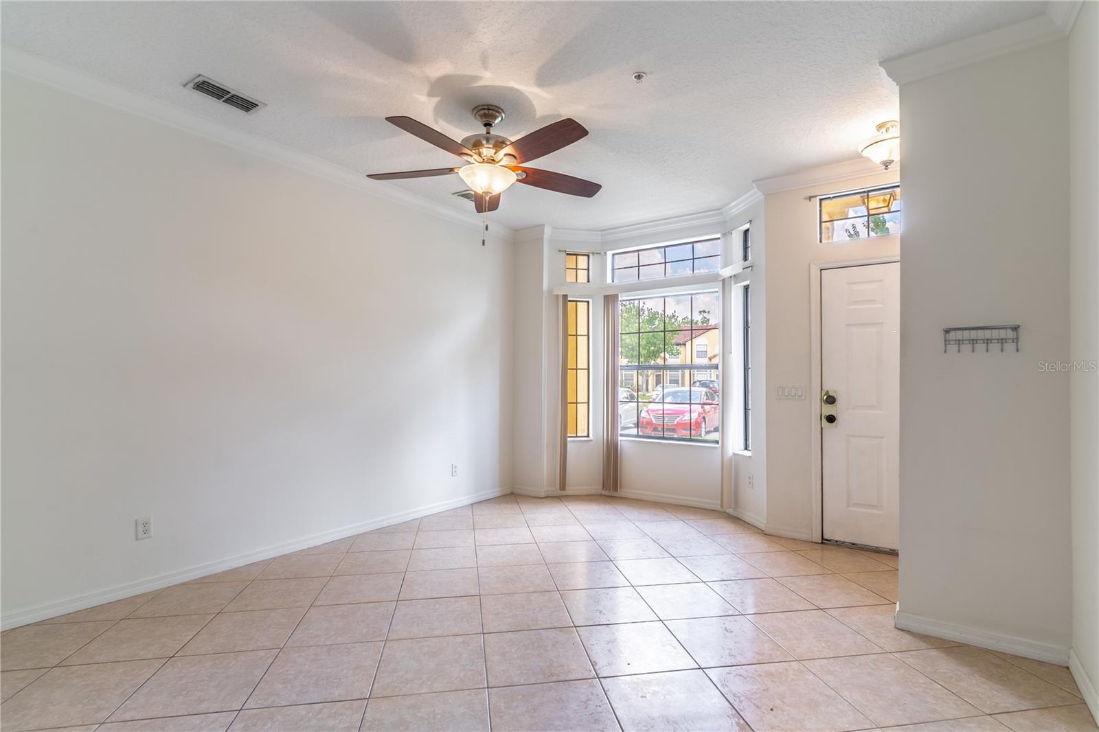 Image 6 of 26 For 6007 Scotchwood Glen 36