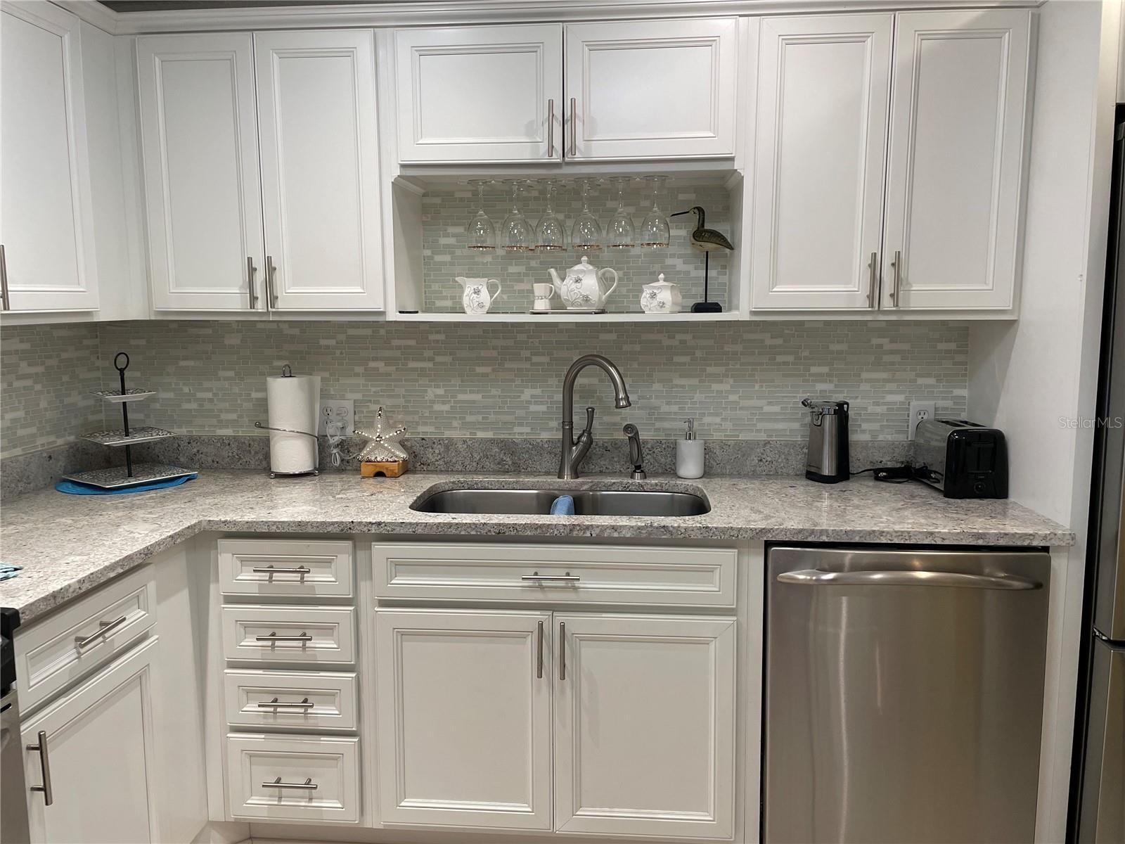 Image 15 of 60 For 1621 Gulf Boulevard 1106