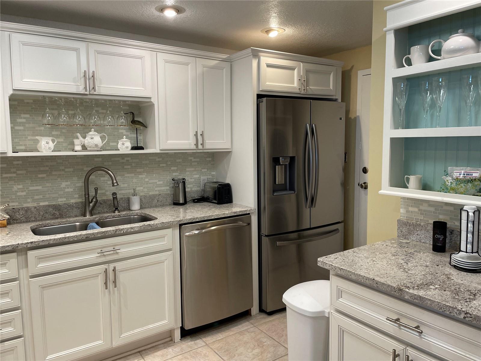 Image 19 of 60 For 1621 Gulf Boulevard 1106
