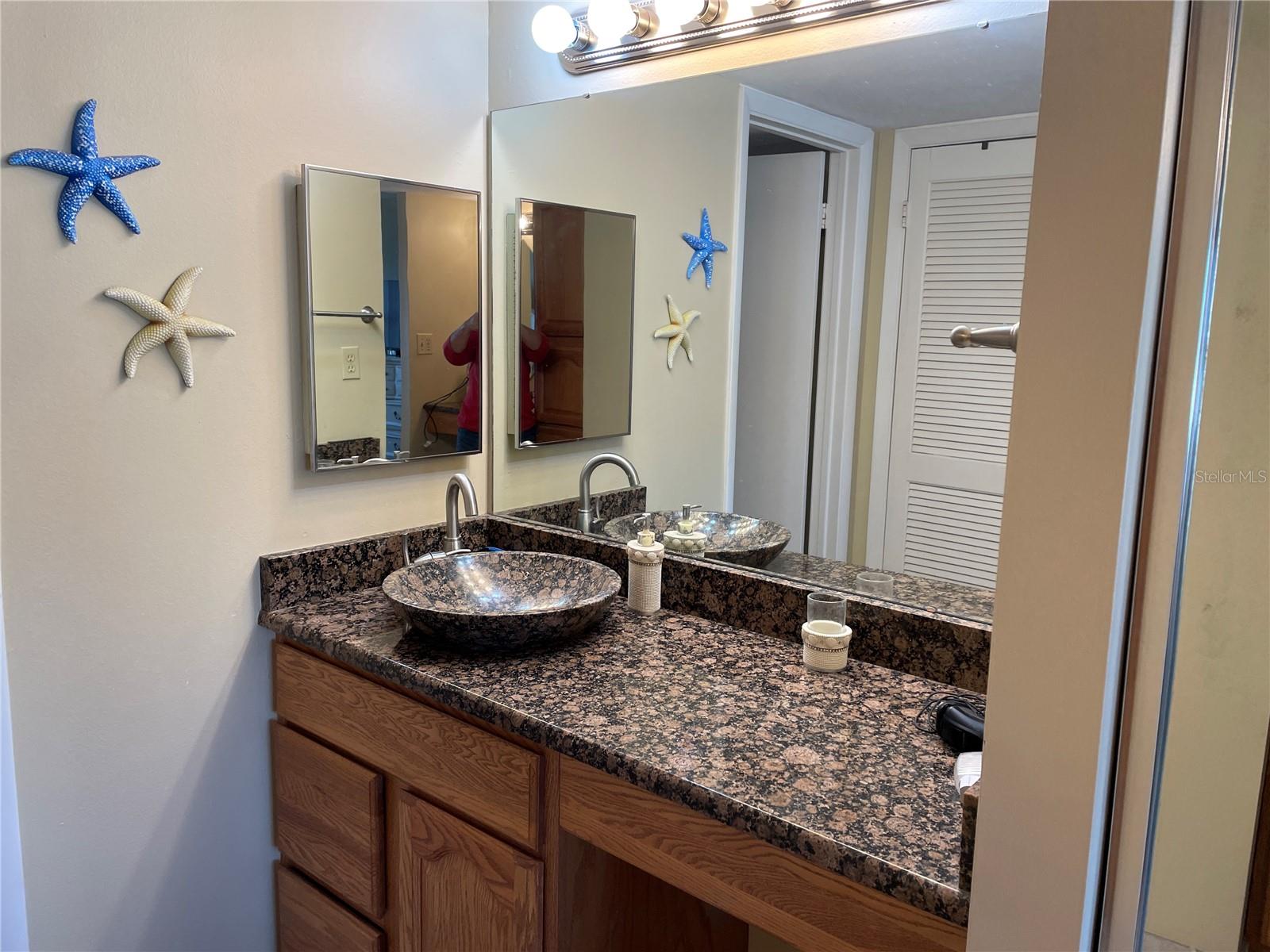 Image 26 of 60 For 1621 Gulf Boulevard 1106