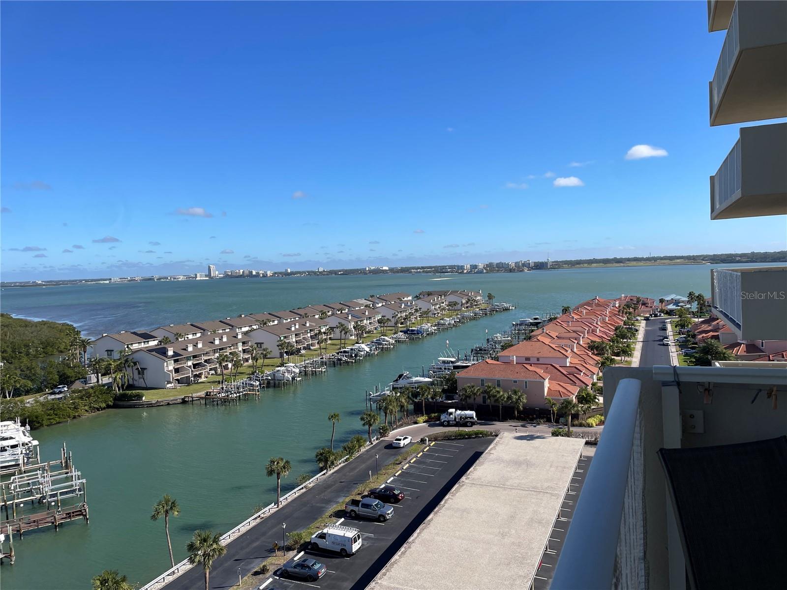 Image 35 of 60 For 1621 Gulf Boulevard 1106