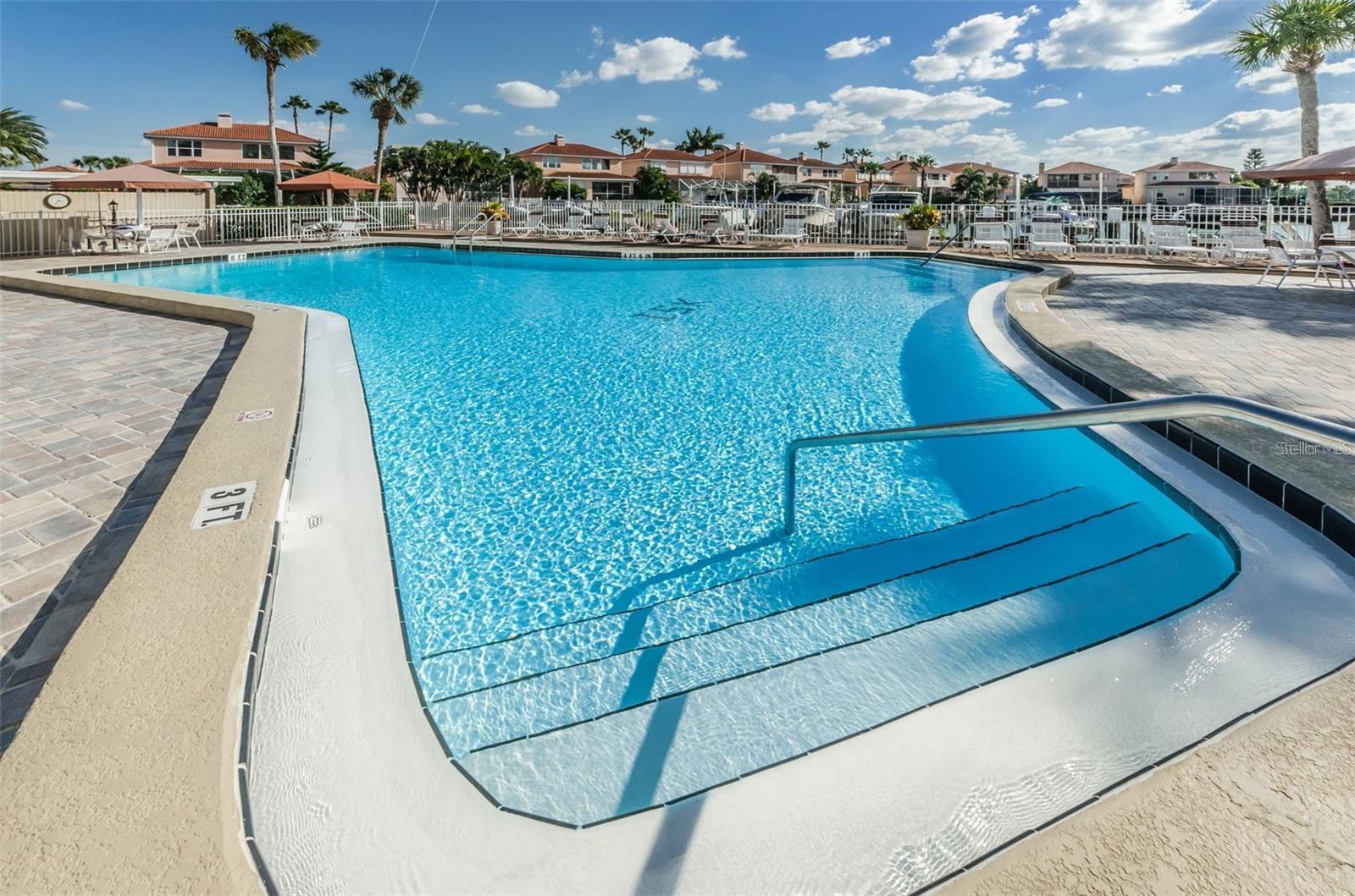 Image 41 of 60 For 1621 Gulf Boulevard 1106