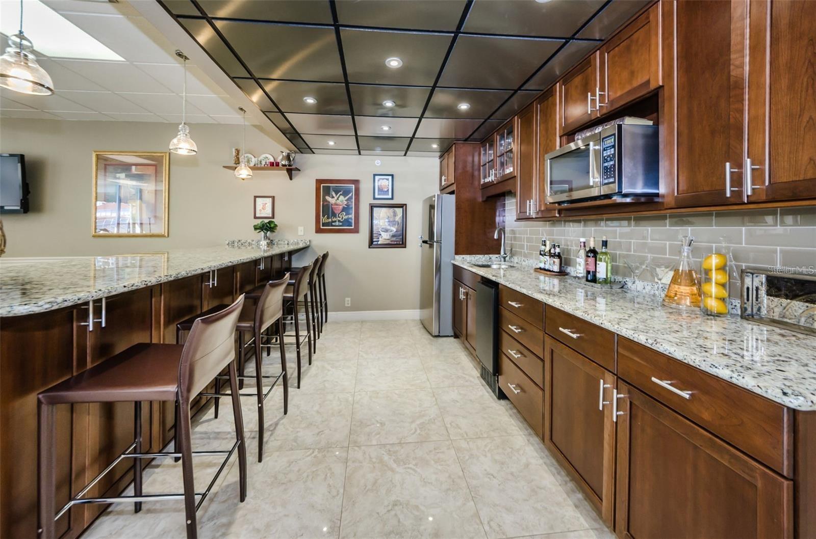 Image 45 of 60 For 1621 Gulf Boulevard 1106