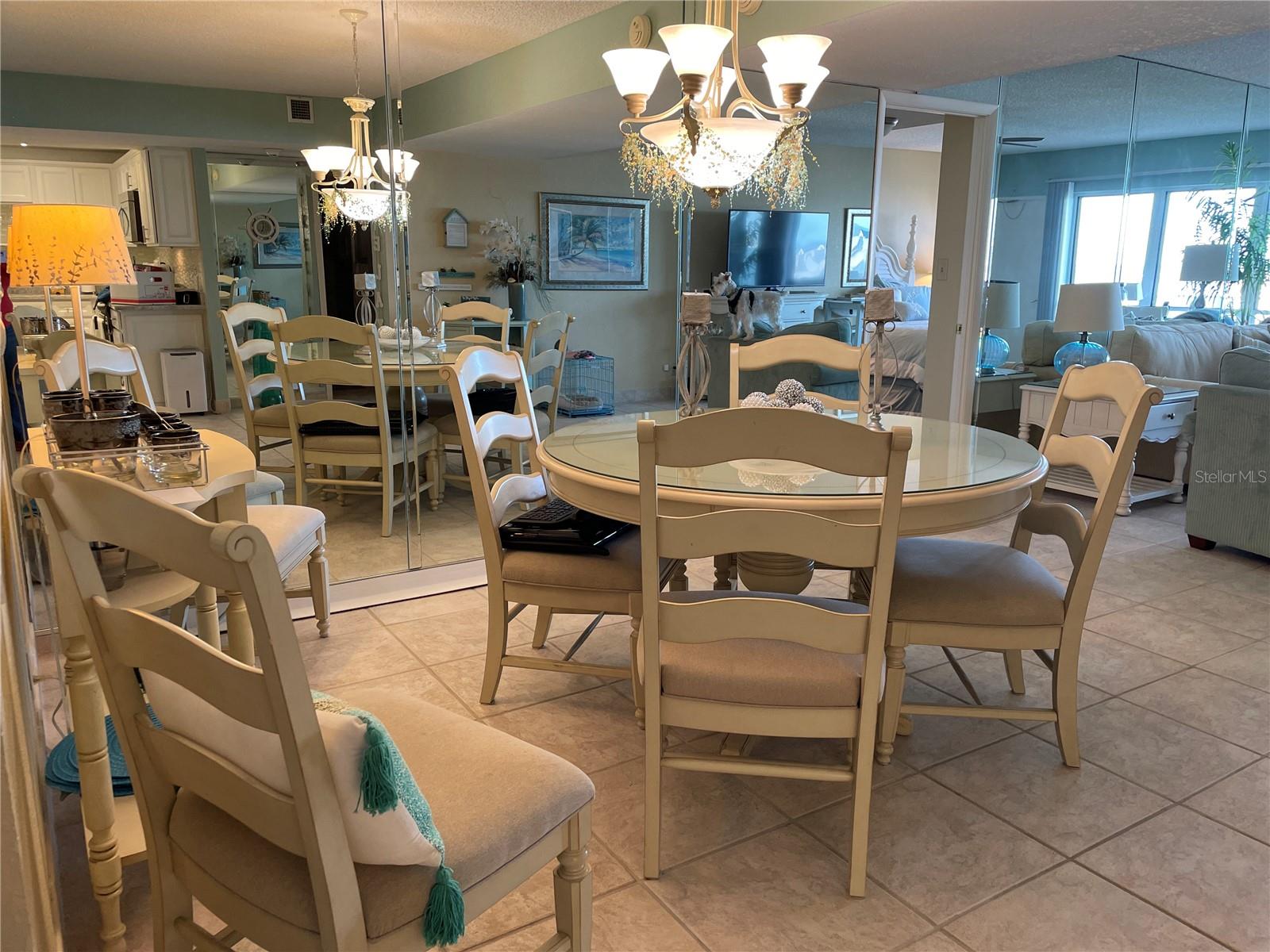 Image 6 of 60 For 1621 Gulf Boulevard 1106