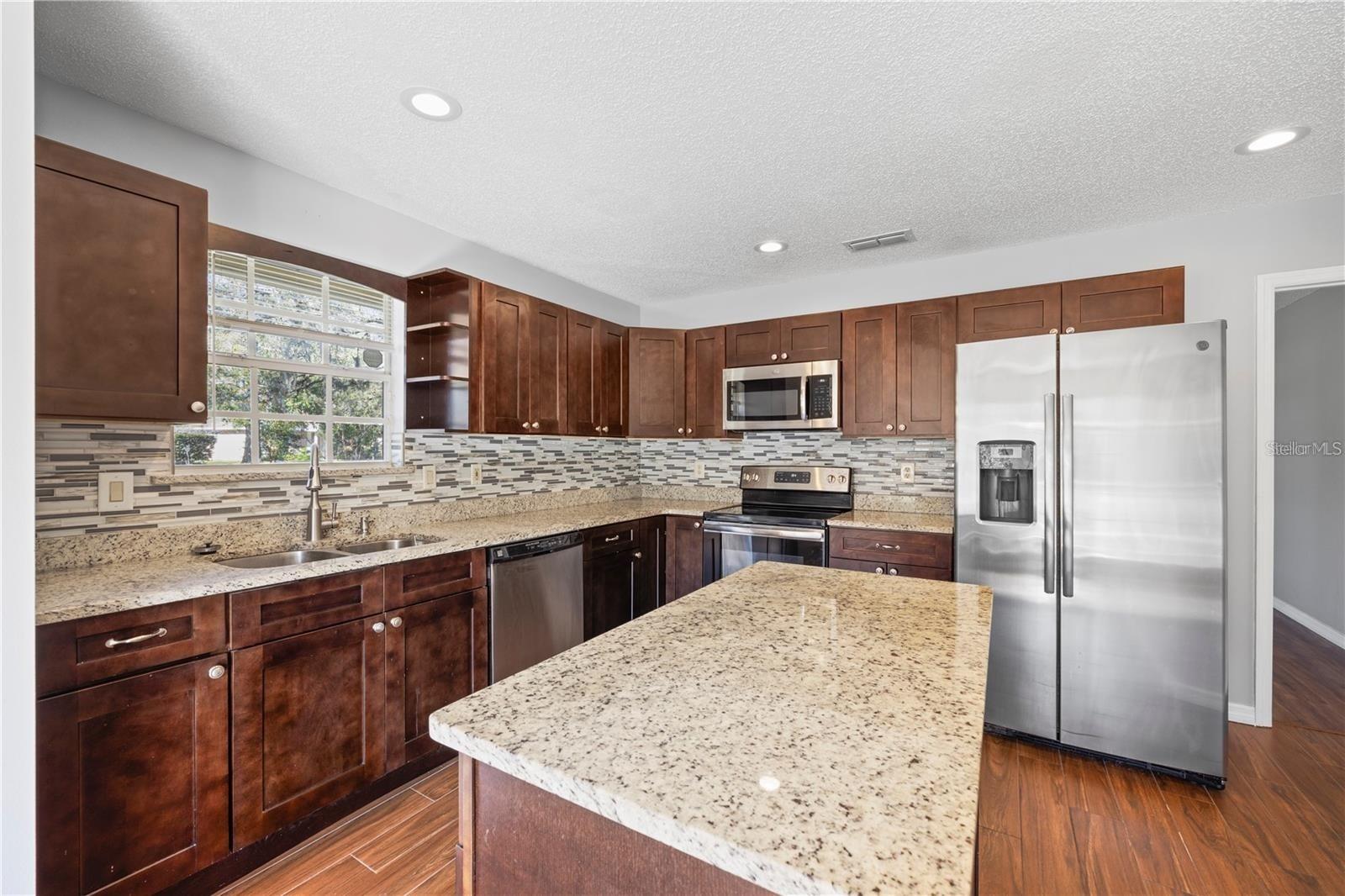 Image 10 of 33 For 1071 Corkwood Drive