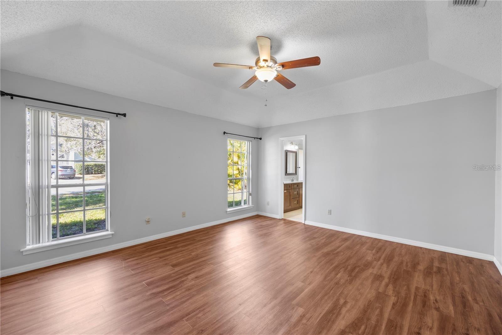 Image 18 of 33 For 1071 Corkwood Drive