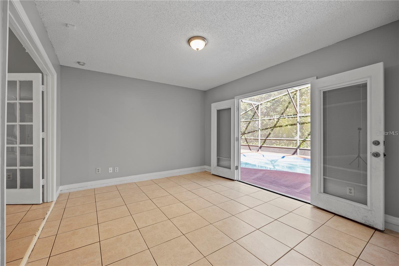 Image 27 of 33 For 1071 Corkwood Drive