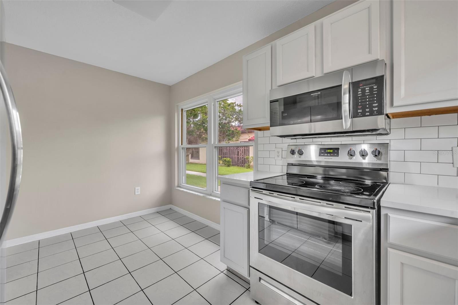 Image 17 of 27 For 557 Hunter Circle