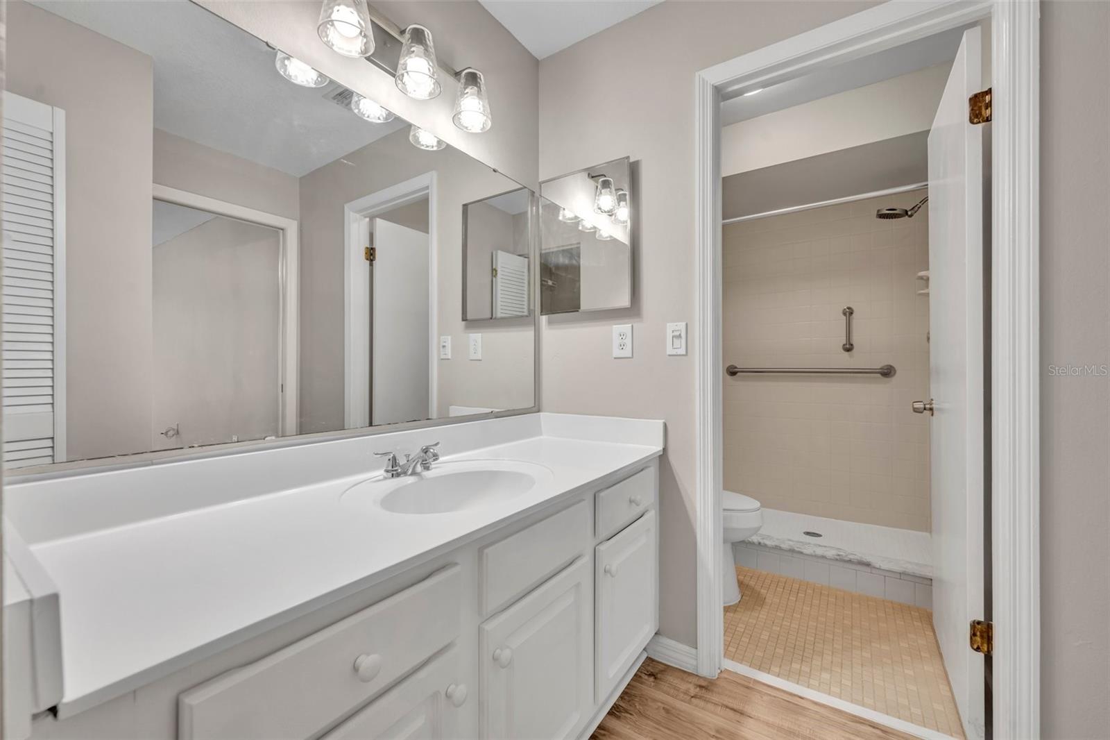 Image 20 of 27 For 557 Hunter Circle