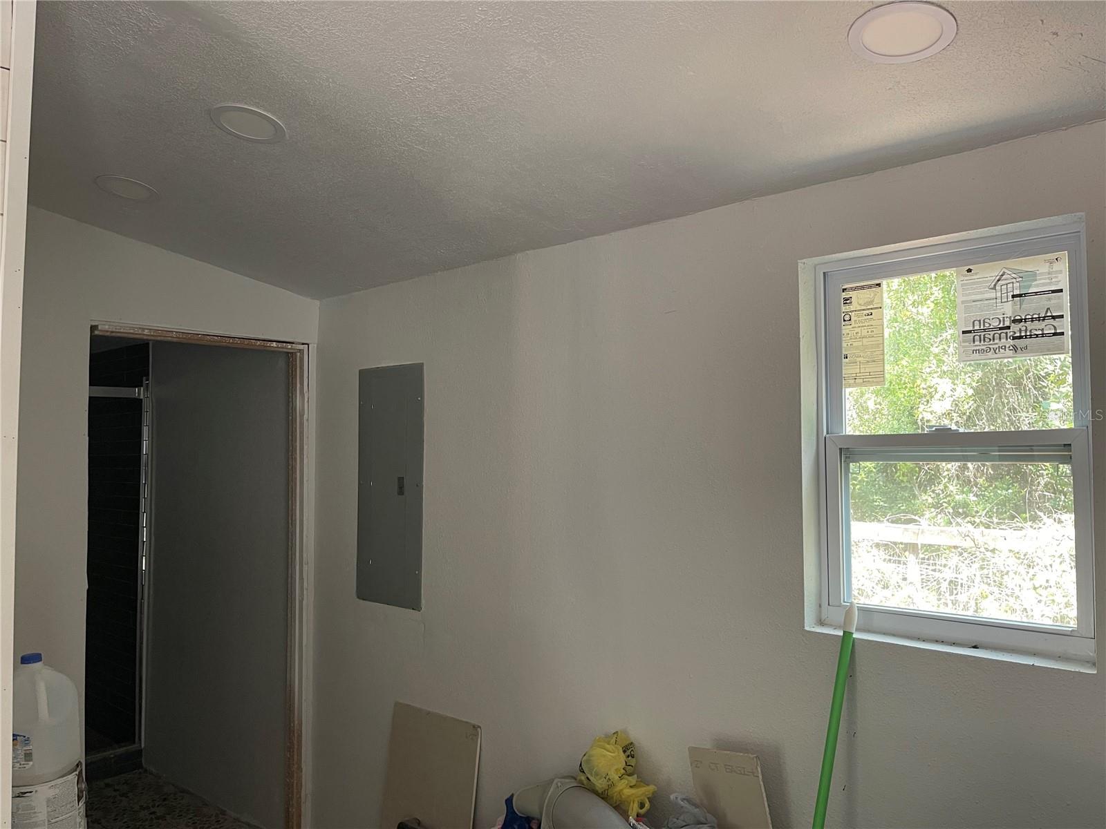 Listing photo id 10 for 63 Lake Wood Circle