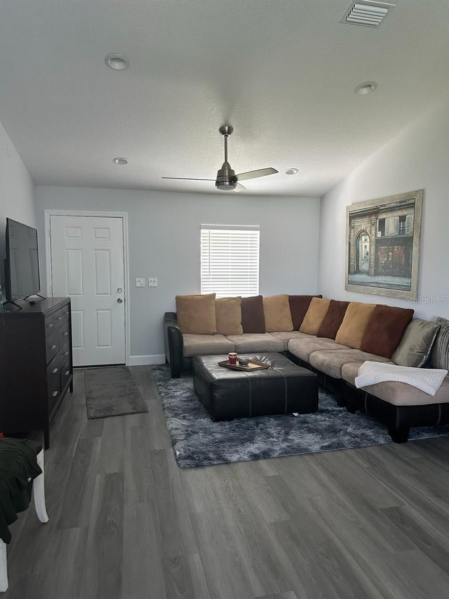 Image 2 of 5 For 3514 149 Court