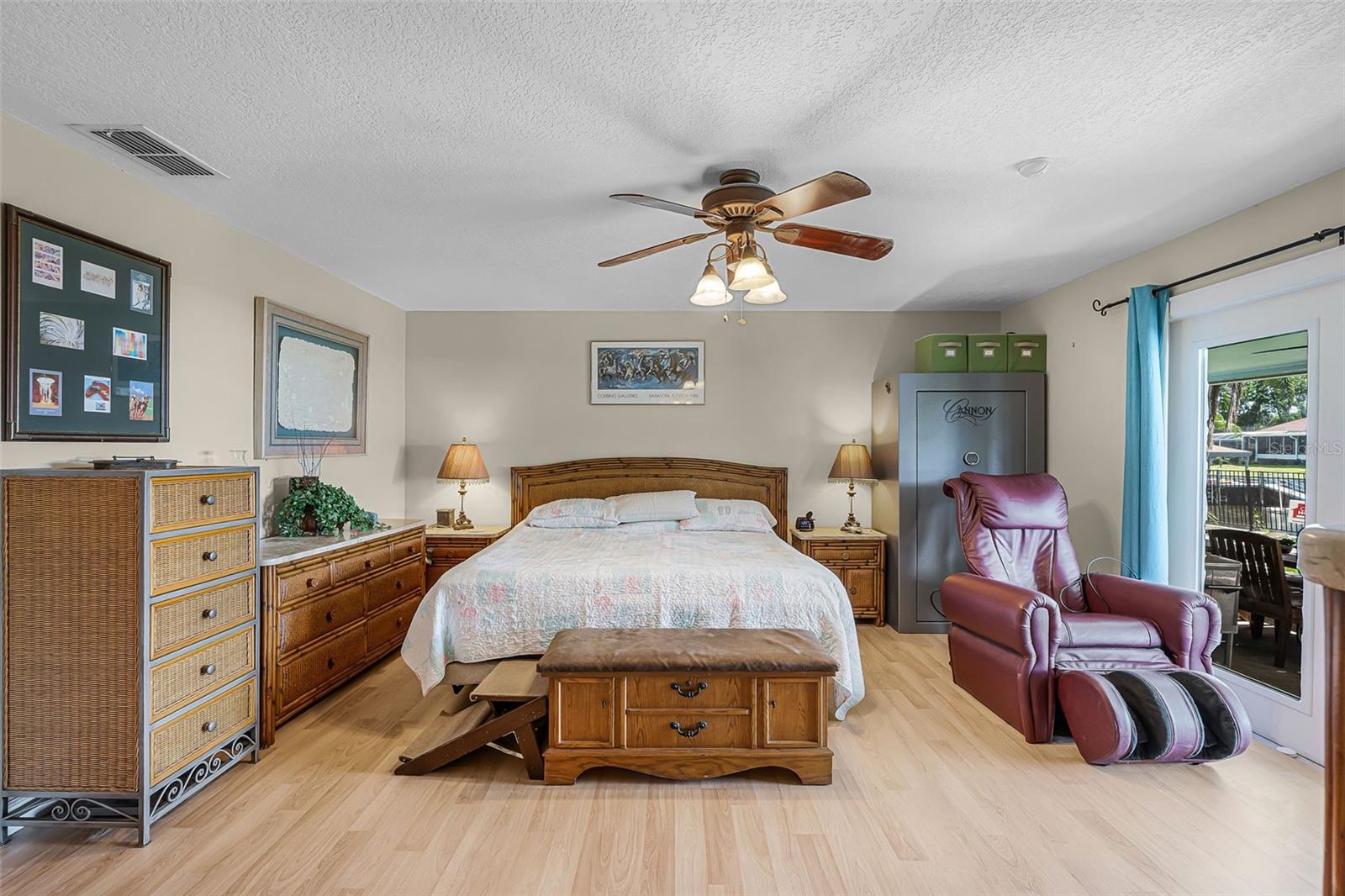 Image 16 of 49 For 1811 Missouri Avenue