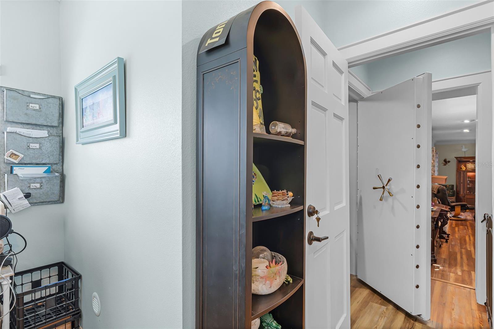 Image 28 of 49 For 1811 Missouri Avenue