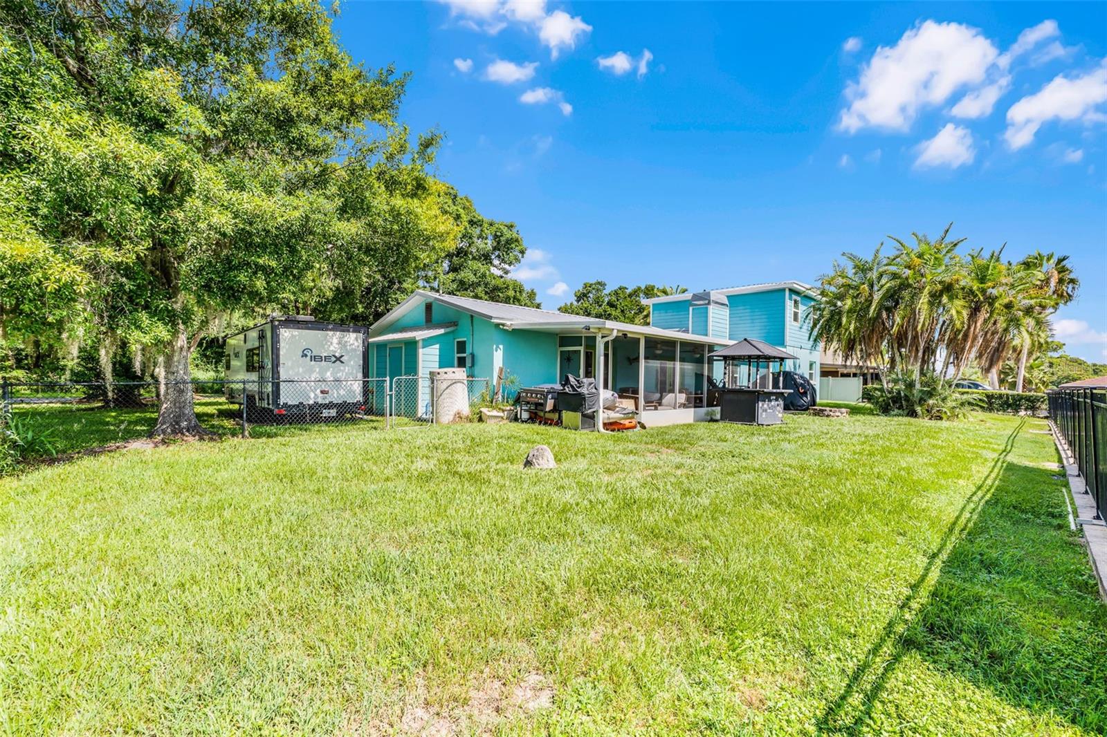 Image 34 of 49 For 1811 Missouri Avenue