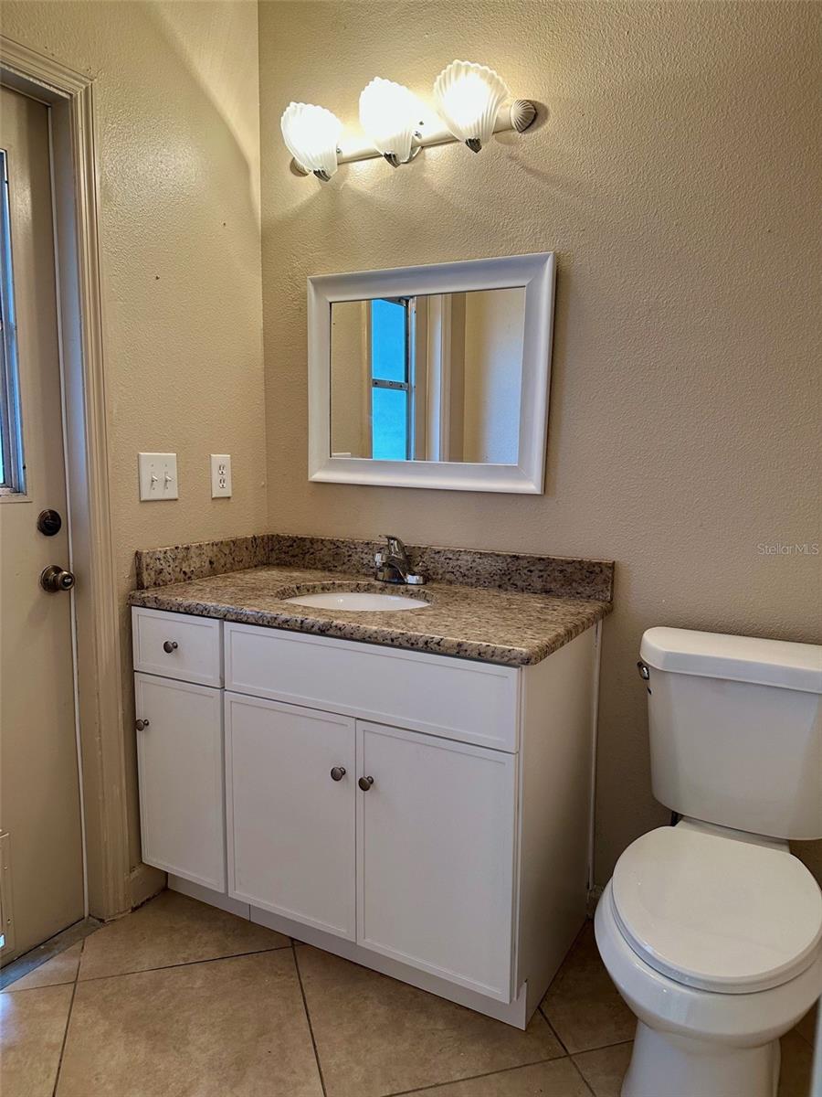 Image 30 of 35 For 1354 Knollwood Drive