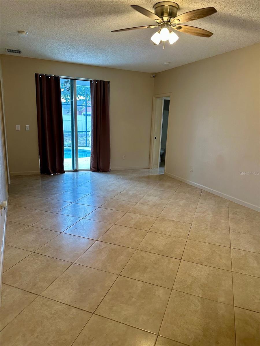 Image 6 of 35 For 1354 Knollwood Drive