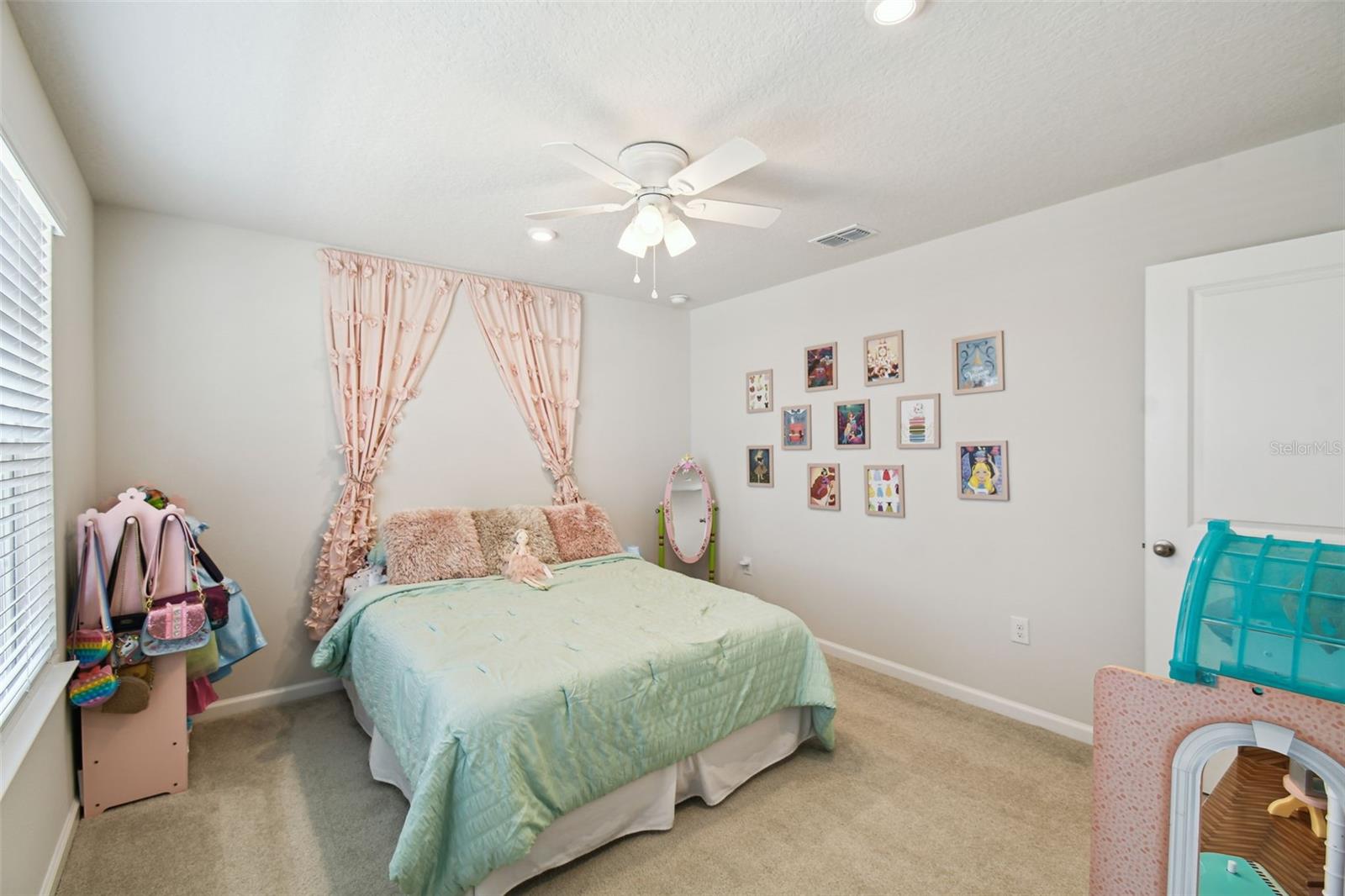 Image 20 of 42 For 2056 Airedale Way